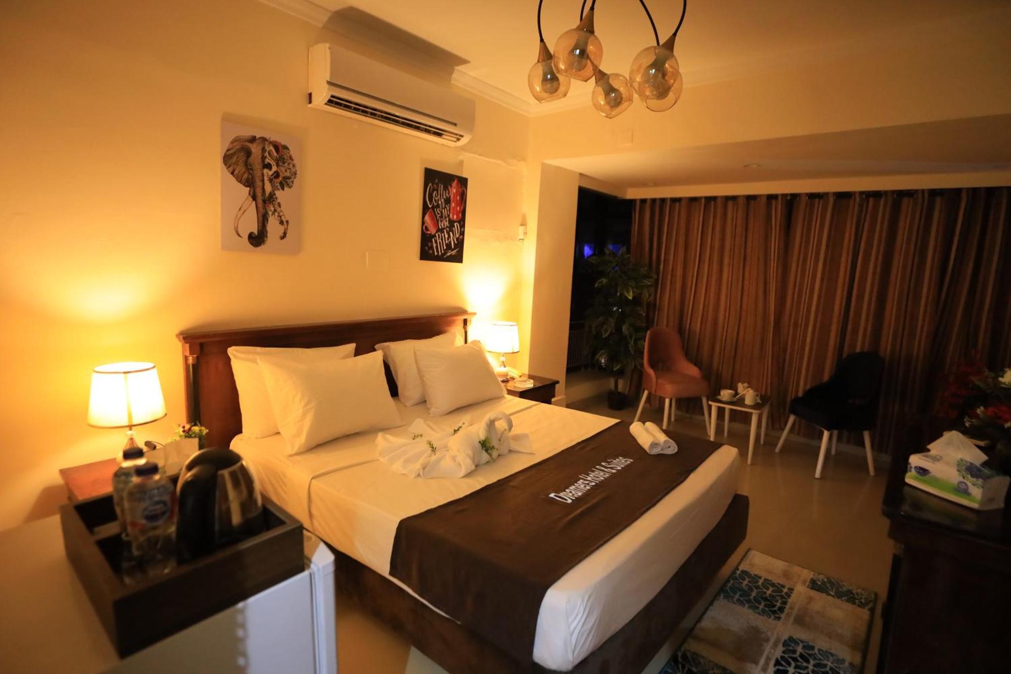 Otel No Name