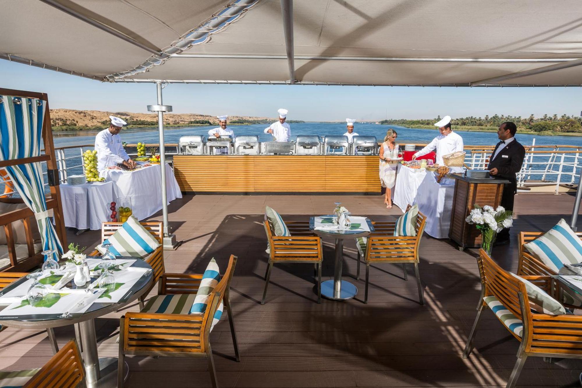 M/y Alyssa - 4 Or 7 Nights From Each Monday And 3 Or 7 Nights From Aswan Each Friday 5* Luxor