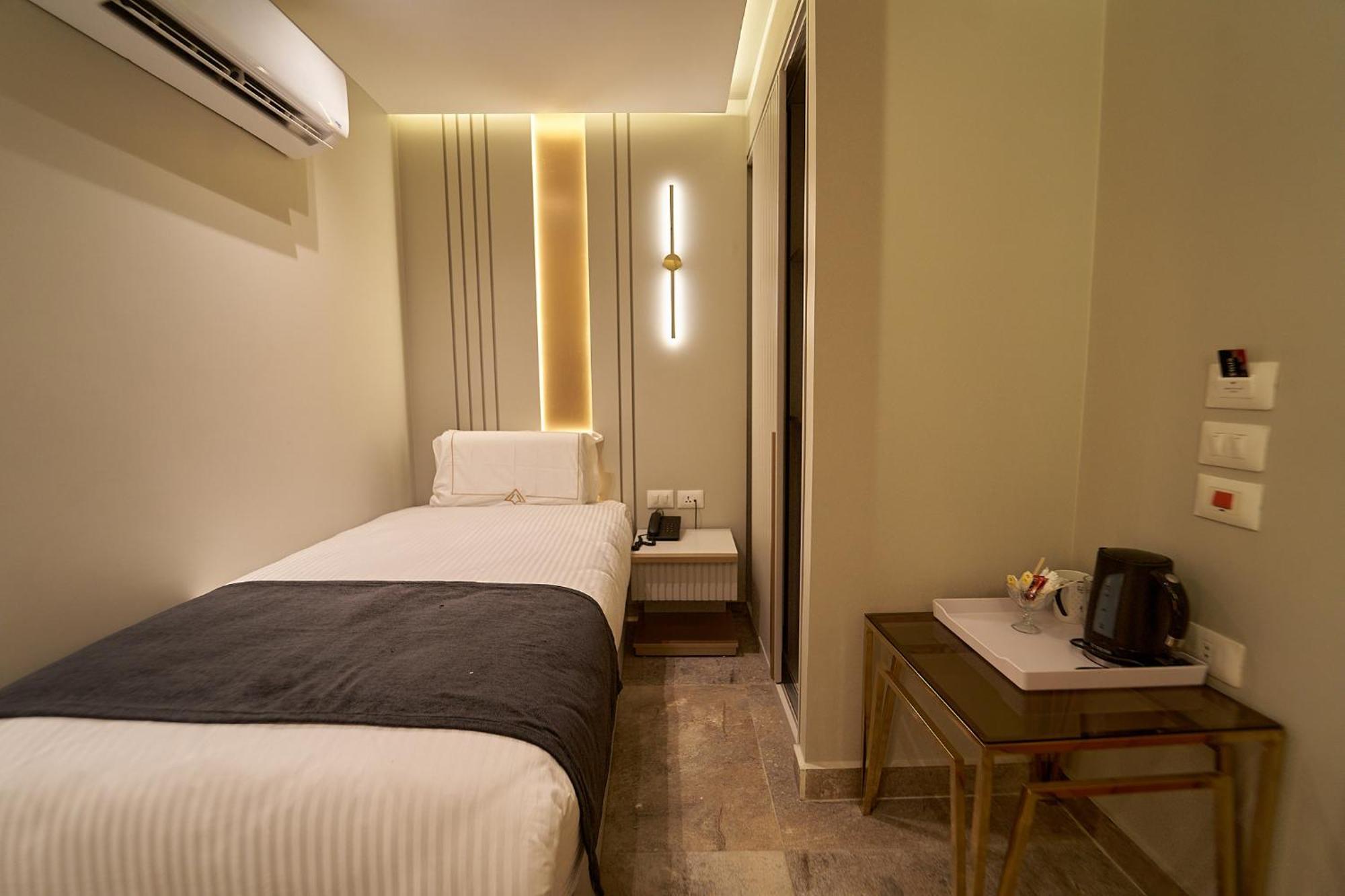 Pyramids Charm Hotel Al Kawm al Akhdar