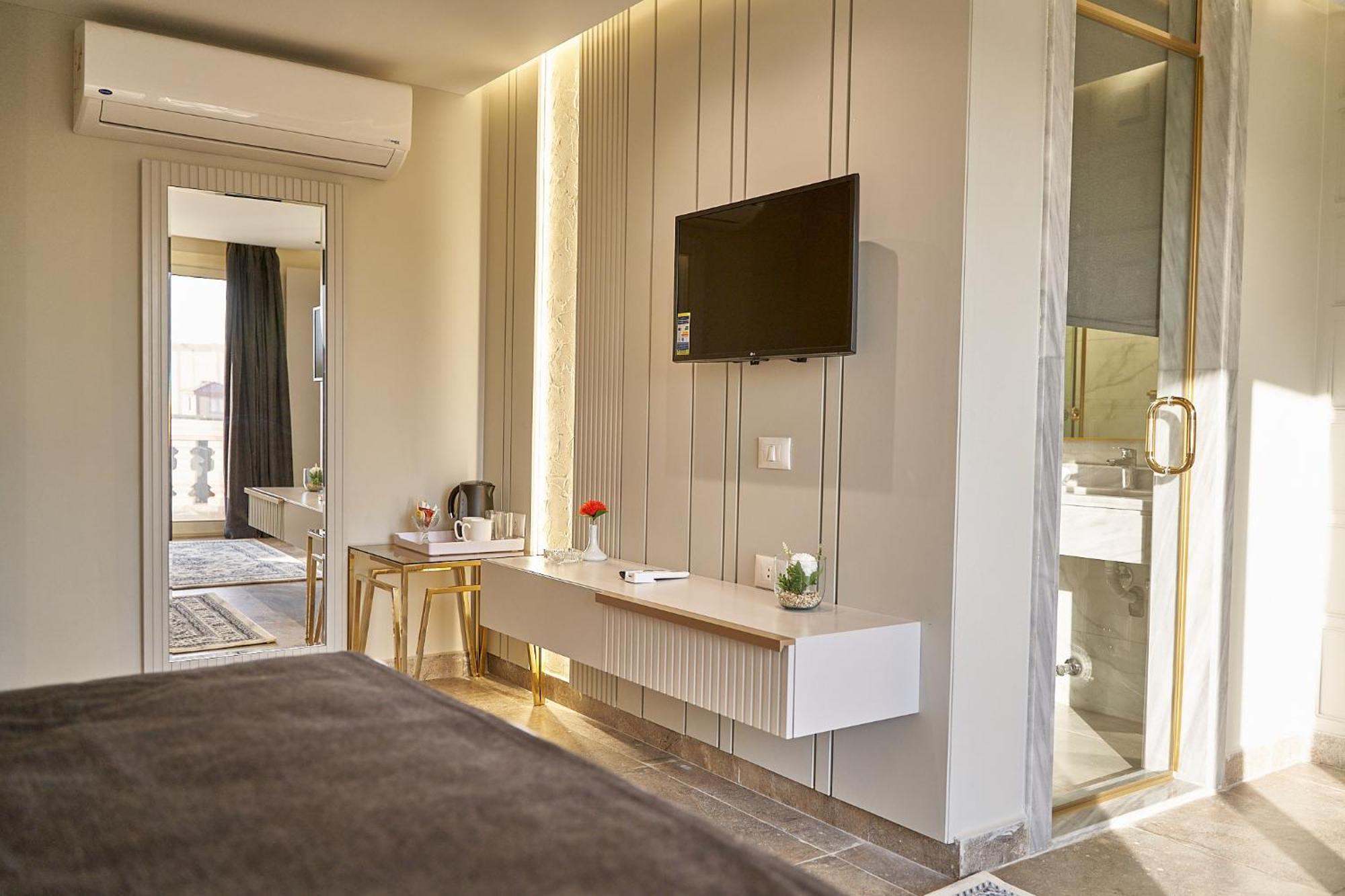 Pyramids Charm Hotel 3*