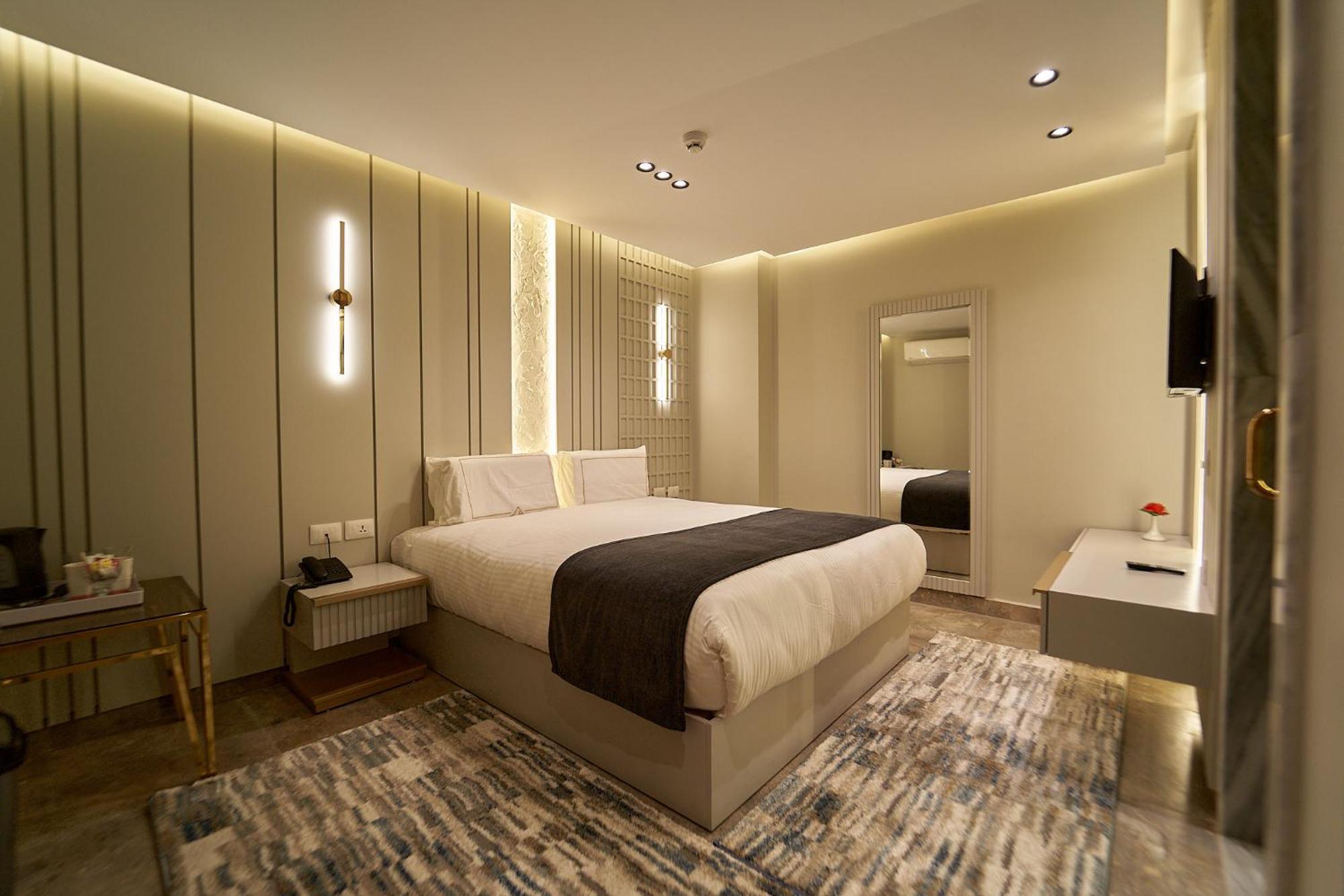 Pyramids Charm Hotel 3*