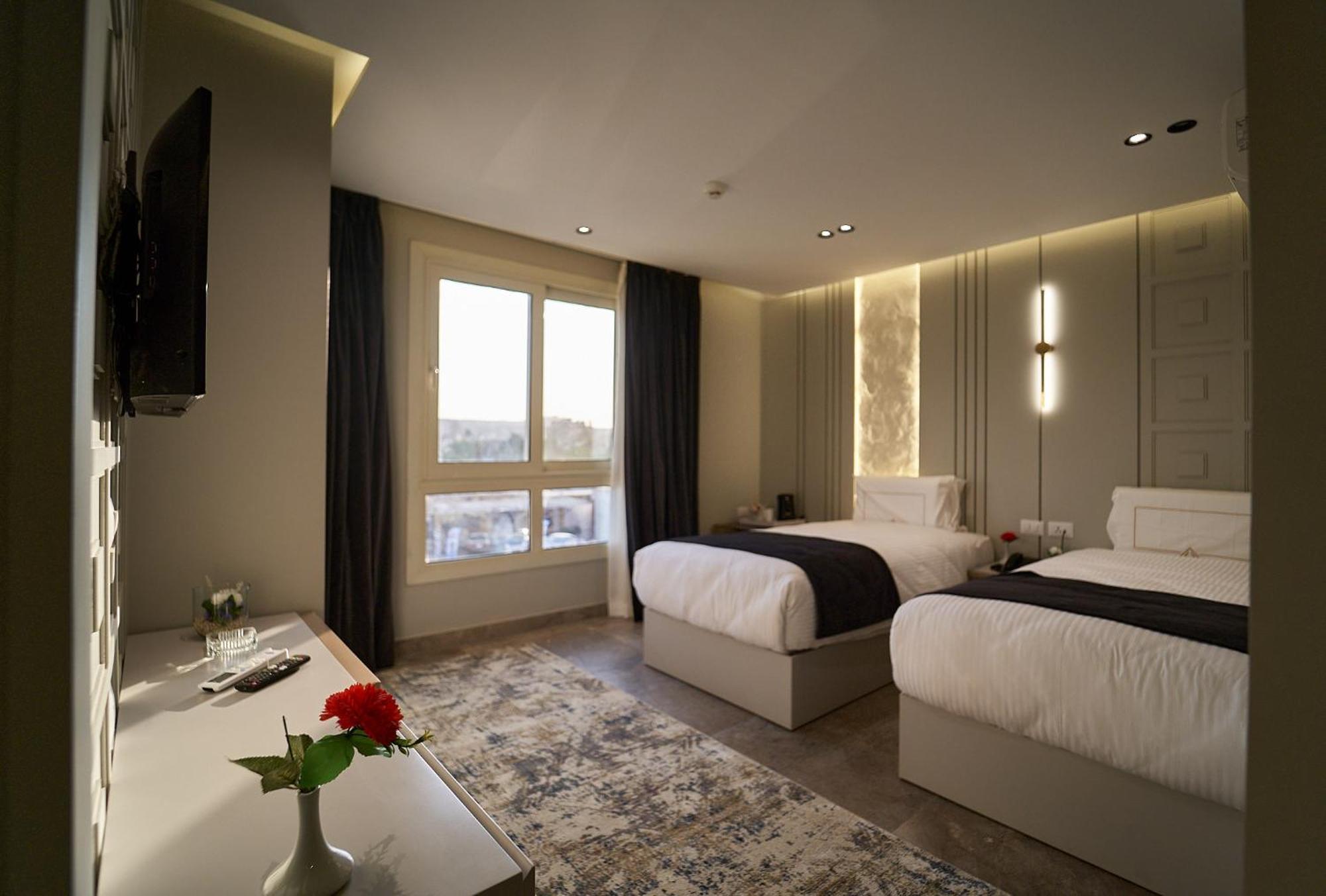 Pyramids Charm Hotel Al Kawm al Akhdar