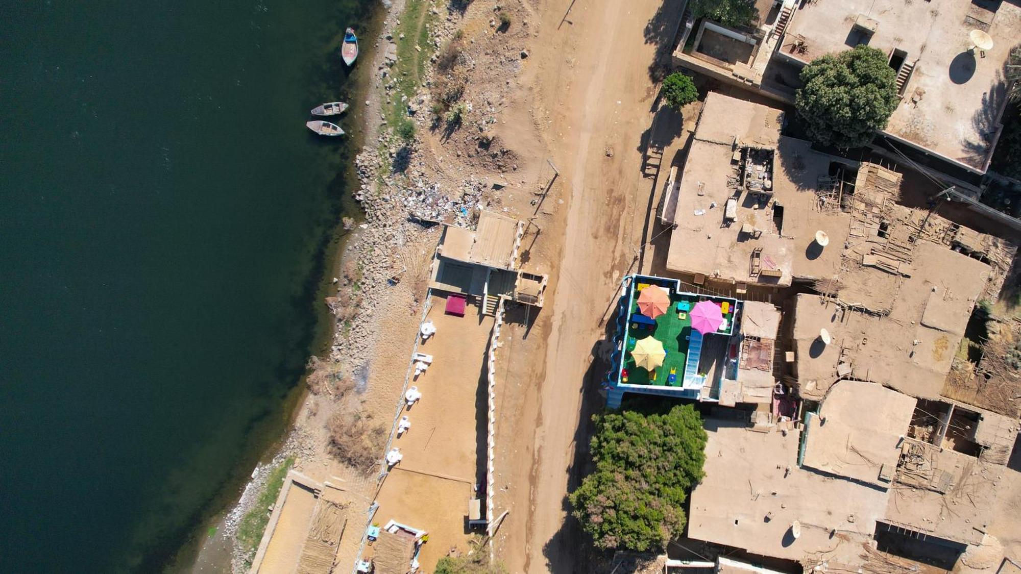 Nubian Popeye - Roof - Nile View Hotel *