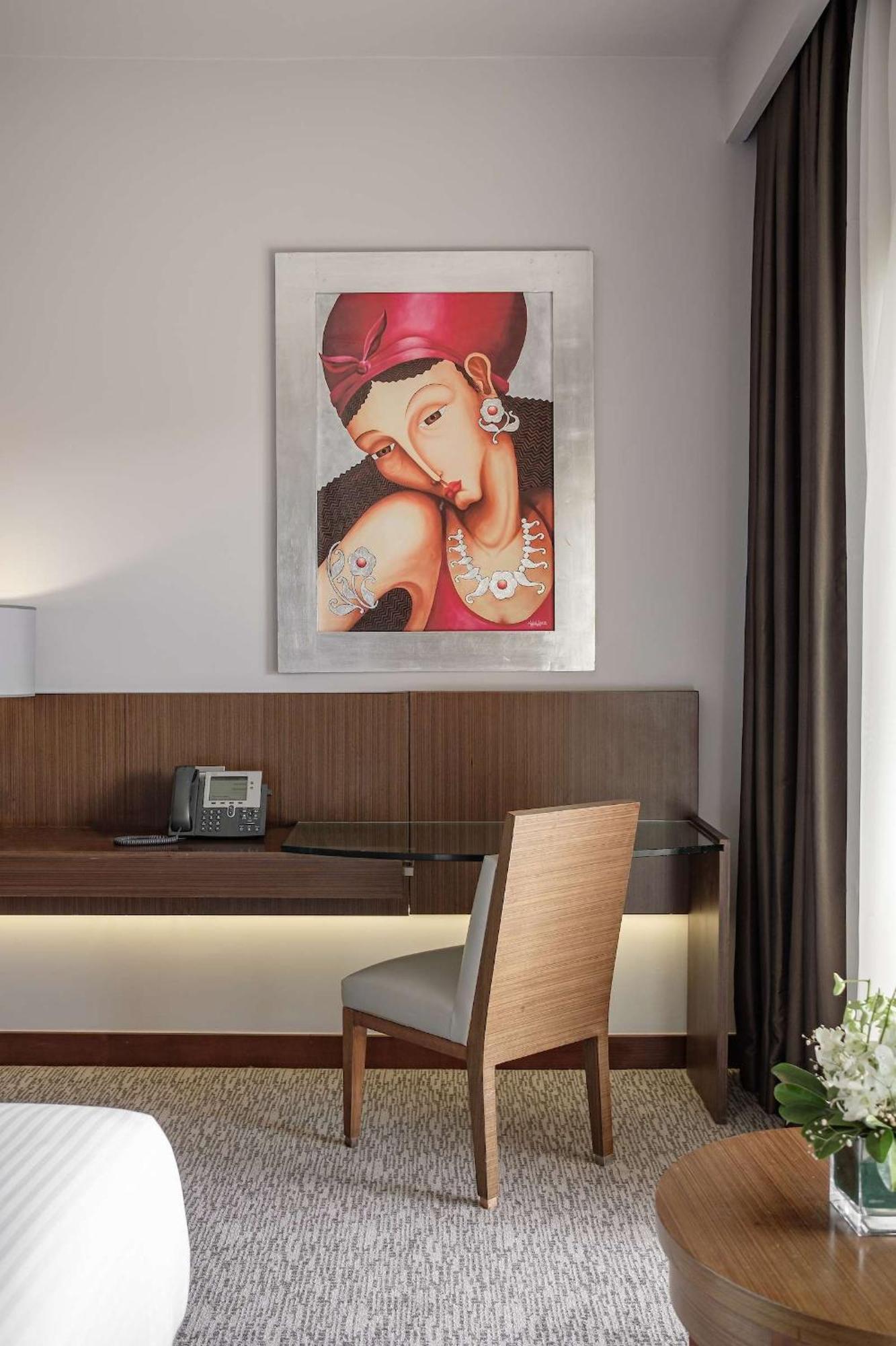 Dusit Thani Lakeview Hotel 5*