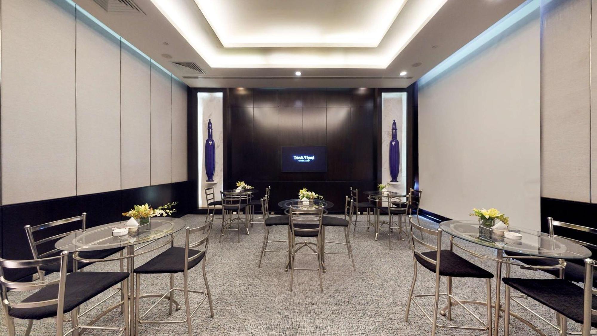 Dusit Thani Lakeview Hotel 5*