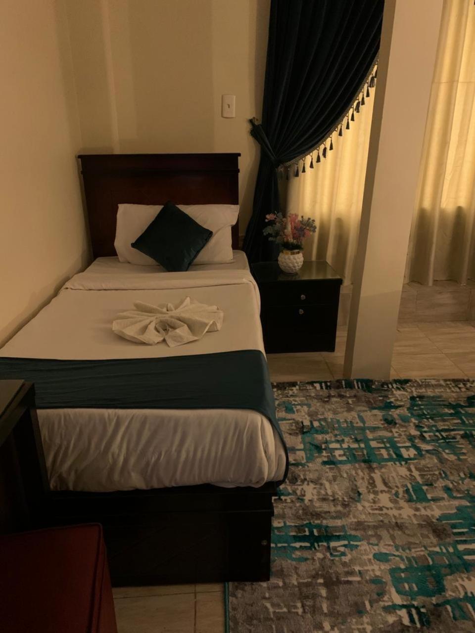 Anubis Kingdom Pyramids Hostel *