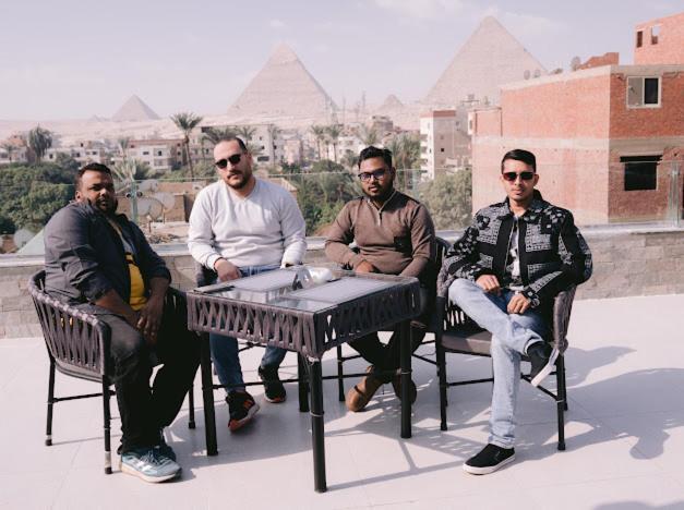 Tuya Great Pyramids 4*