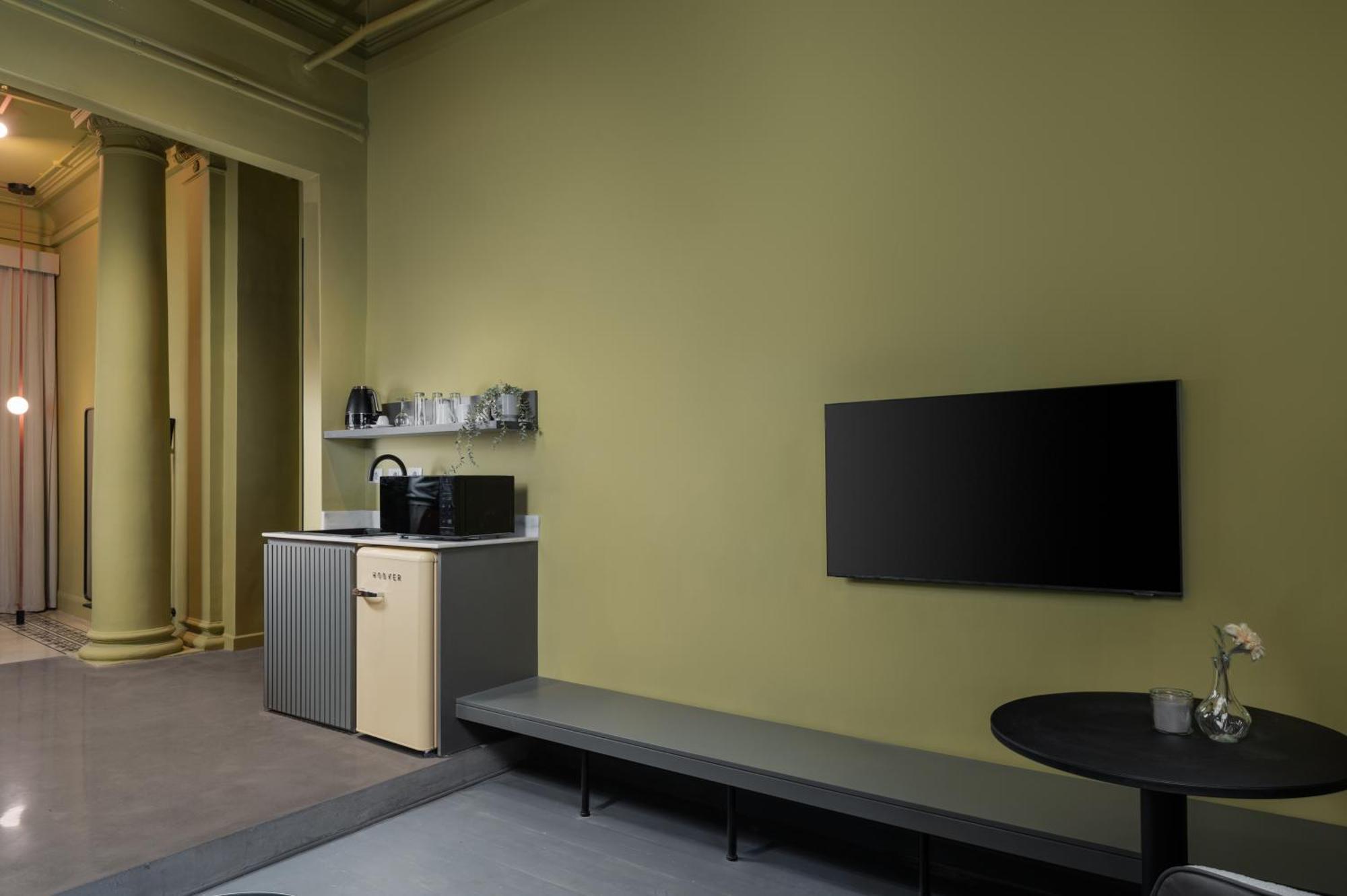 Grey L Corniche Apartament