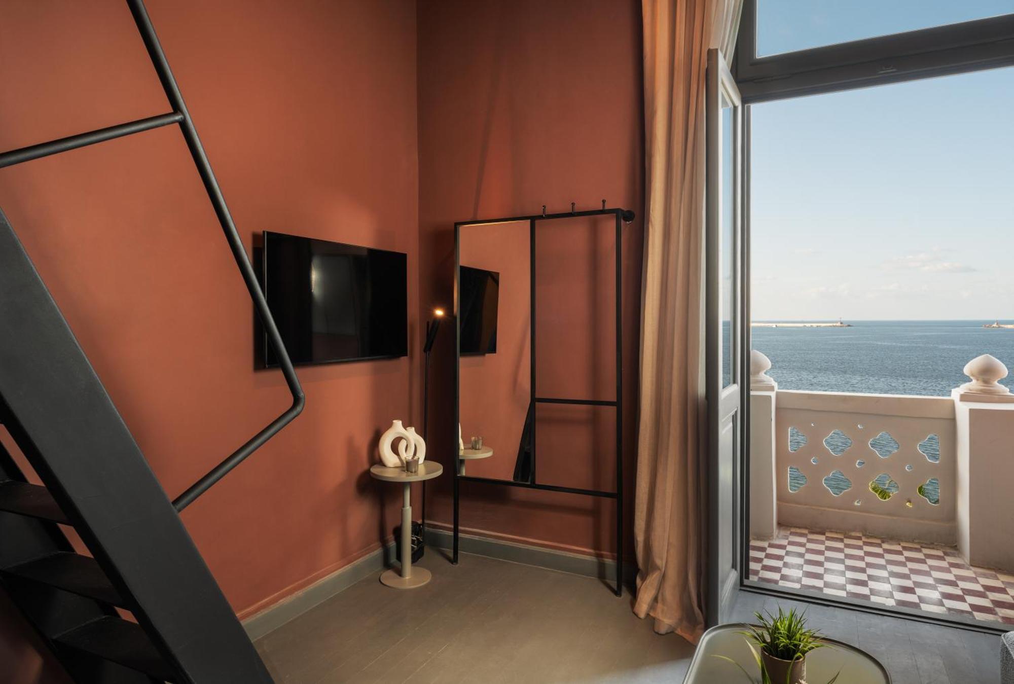 Apartment Grey L Corniche *