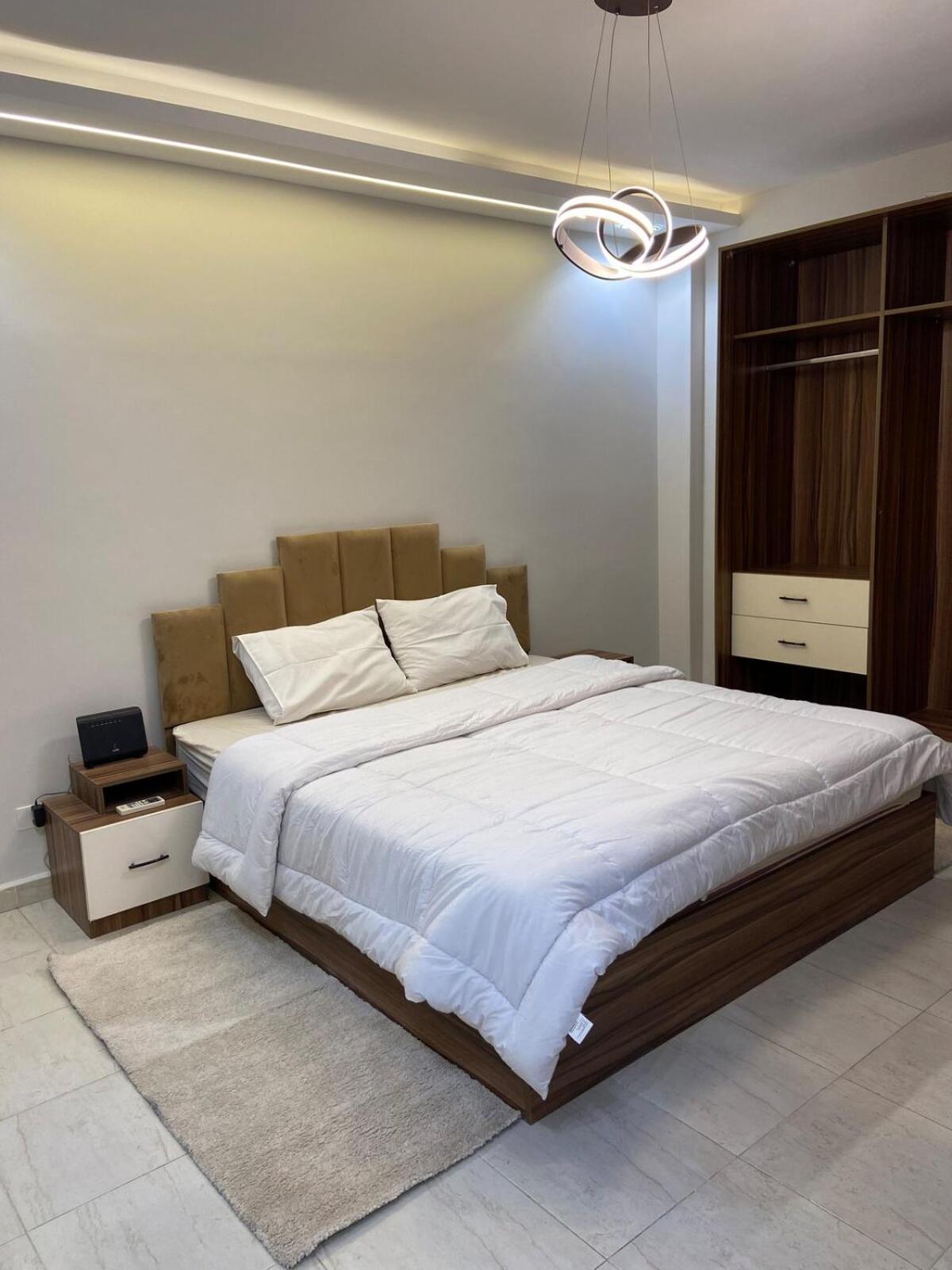 Luxury Near The Airport Madinaty