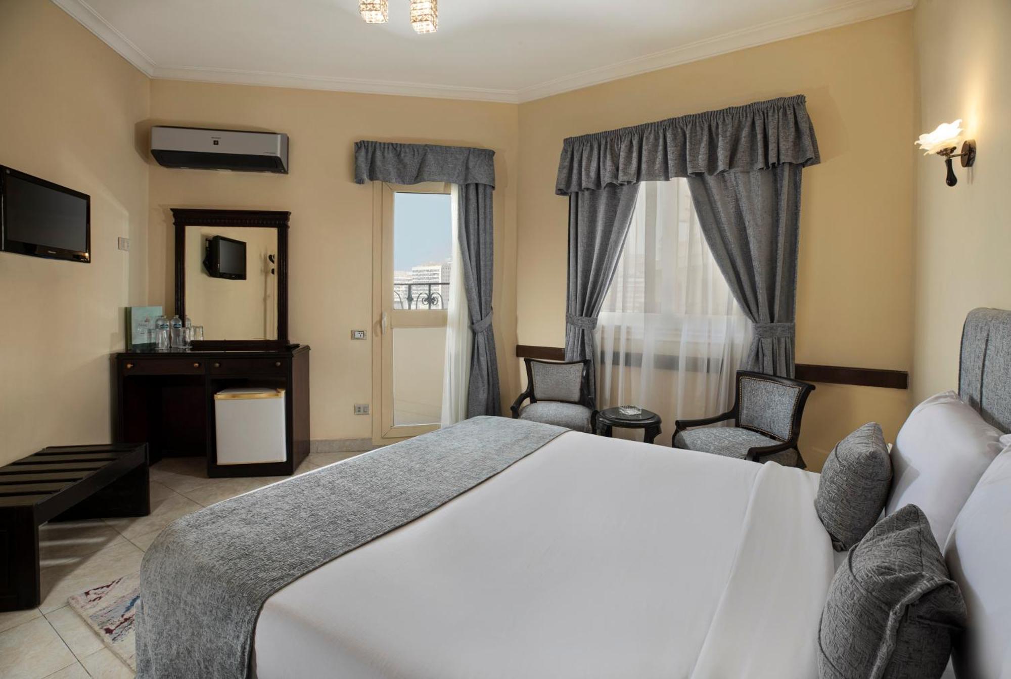Holidays Express 3* Giza