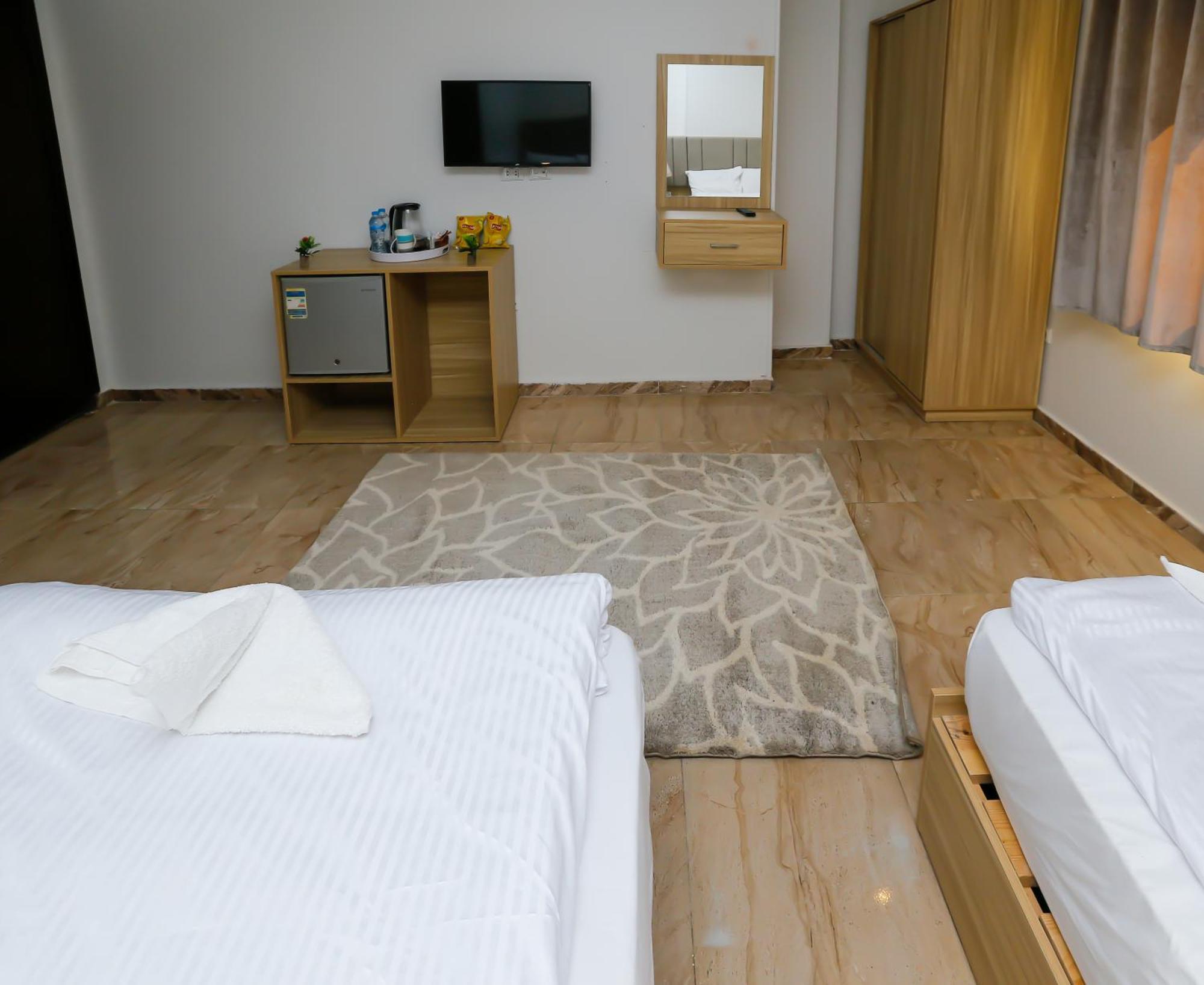 Pyramids Express View Hotel 3*