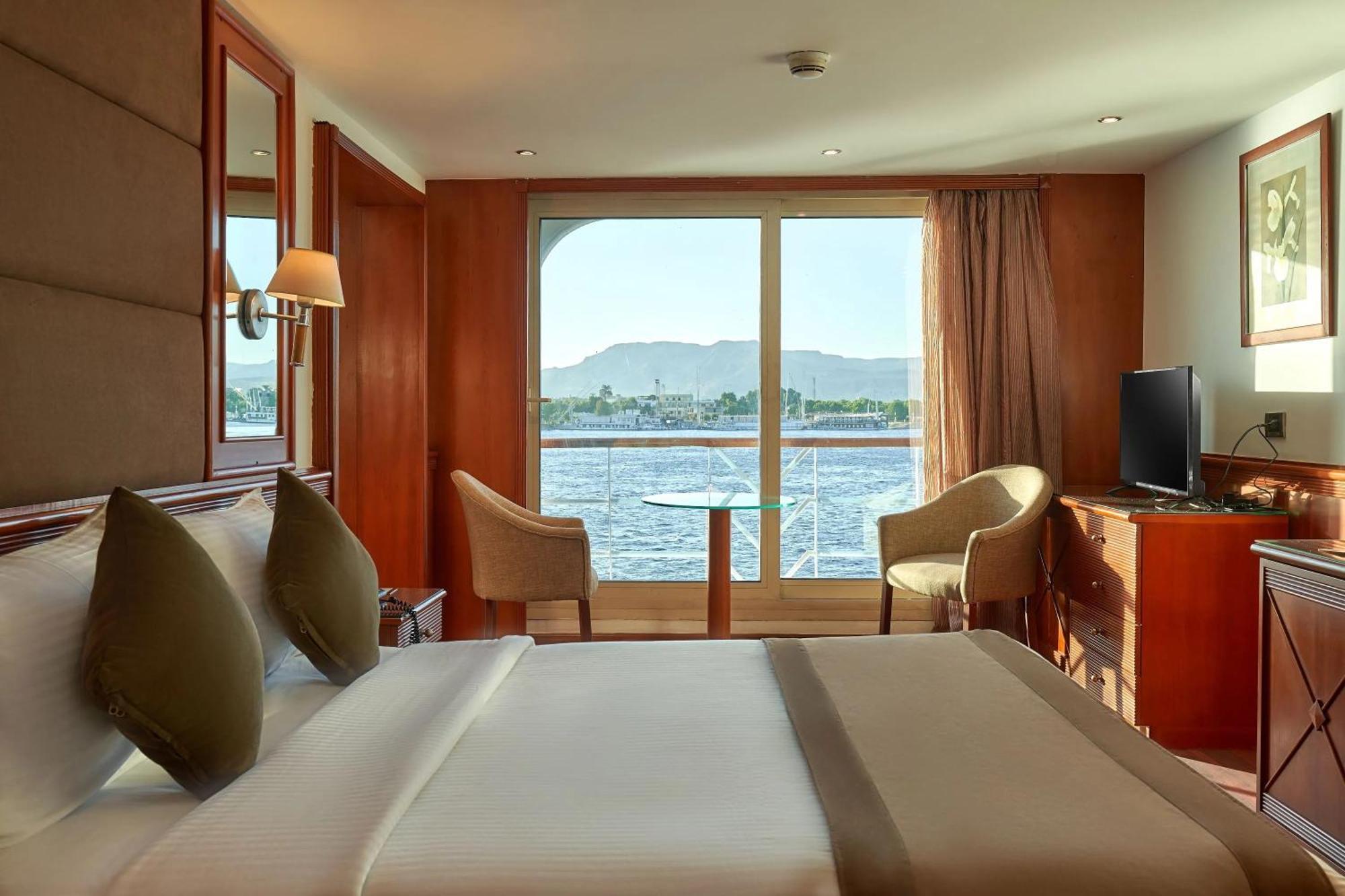 Nile Cruise Royal Queen I Every Wednesday From 3 Nights & Every Saturday From Luxor 4 Nights Hotel Aswan
