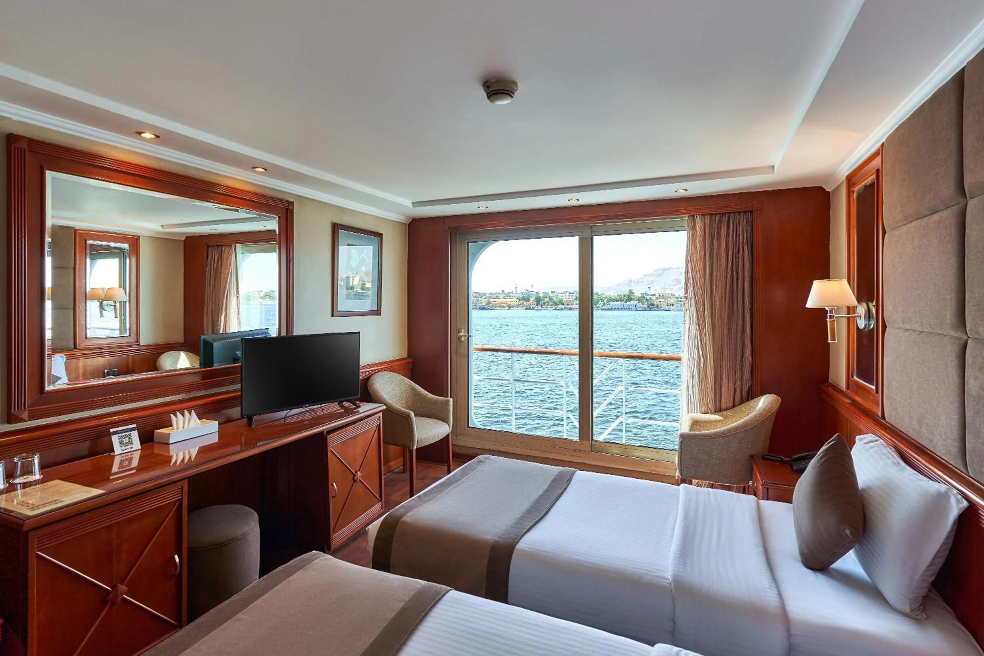Nile Cruise Royal Queen I Every Wednesday From 3 Nights & Every Saturday From Luxor 4 Nights 5*