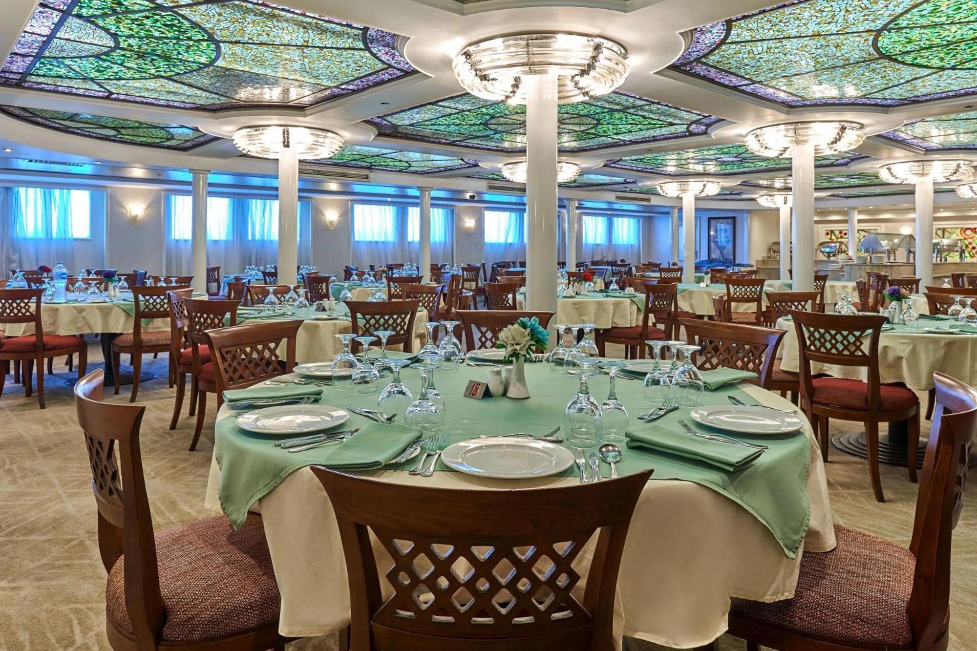 Nile Cruise Royal Queen I Every Wednesday From 3 Nights & Every Saturday From Luxor 4 Nights 5* Aswan