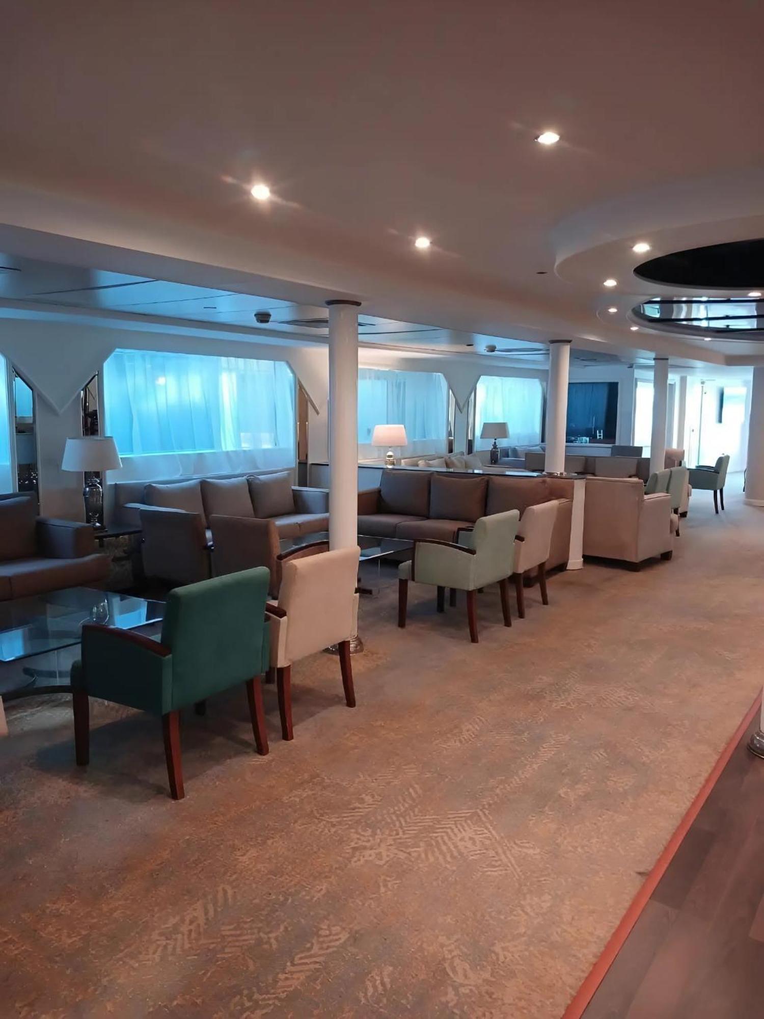 Nile Cruise Royal Queen I Every Wednesday From 3 Nights & Every Saturday From Luxor 4 Nights Hotel Aswan