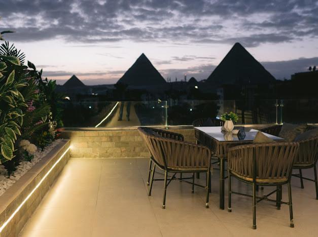 Tuya Pyramid View Cairo