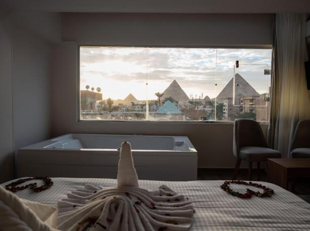 Hotel Tuya Pyramid View *
