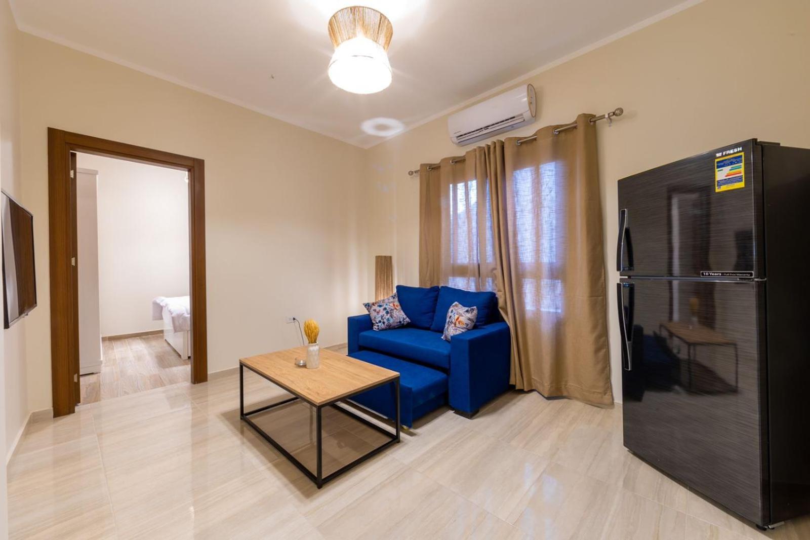 Blue View Apartment