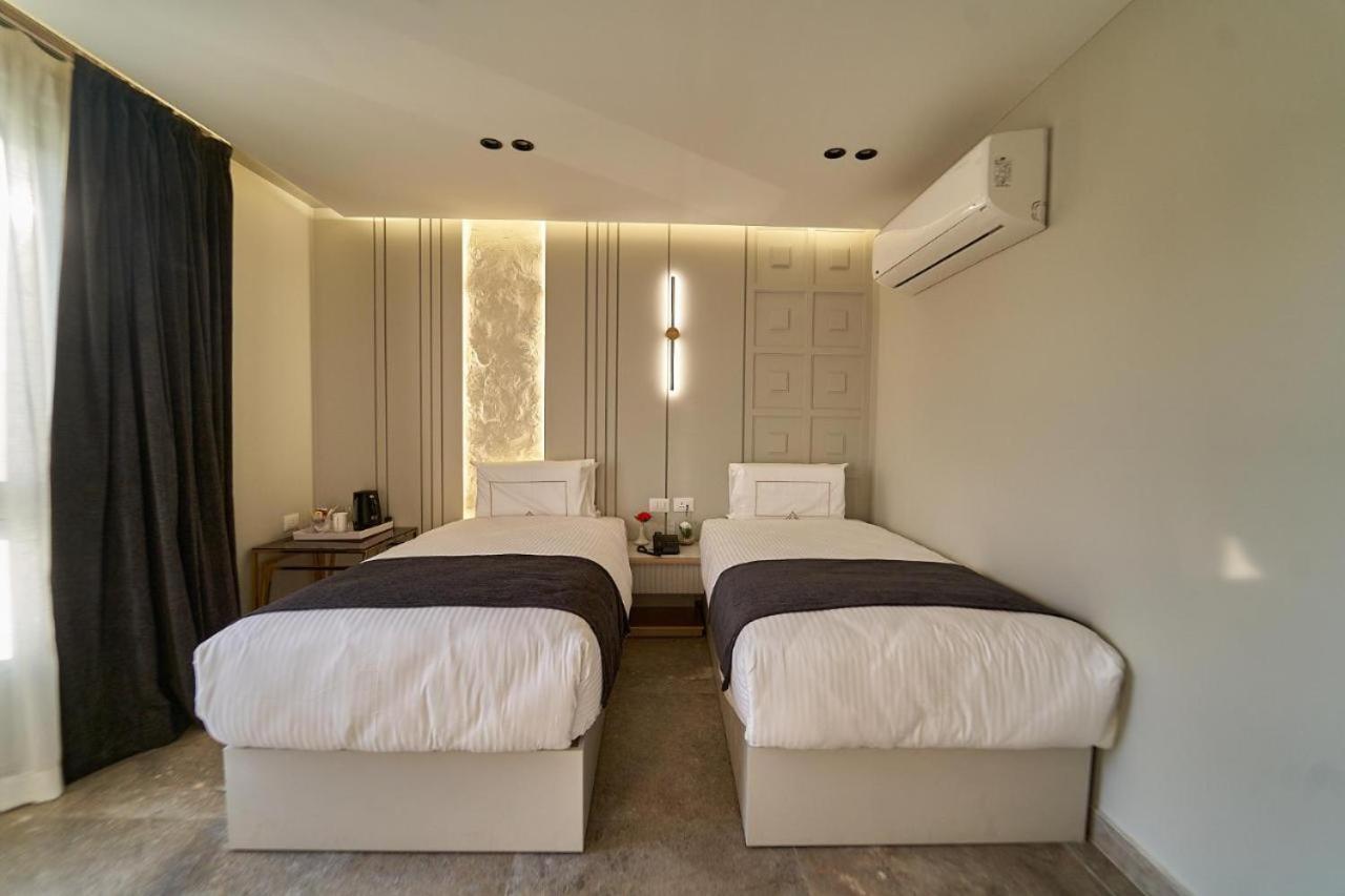 Pyramids Charm Hotel 3*