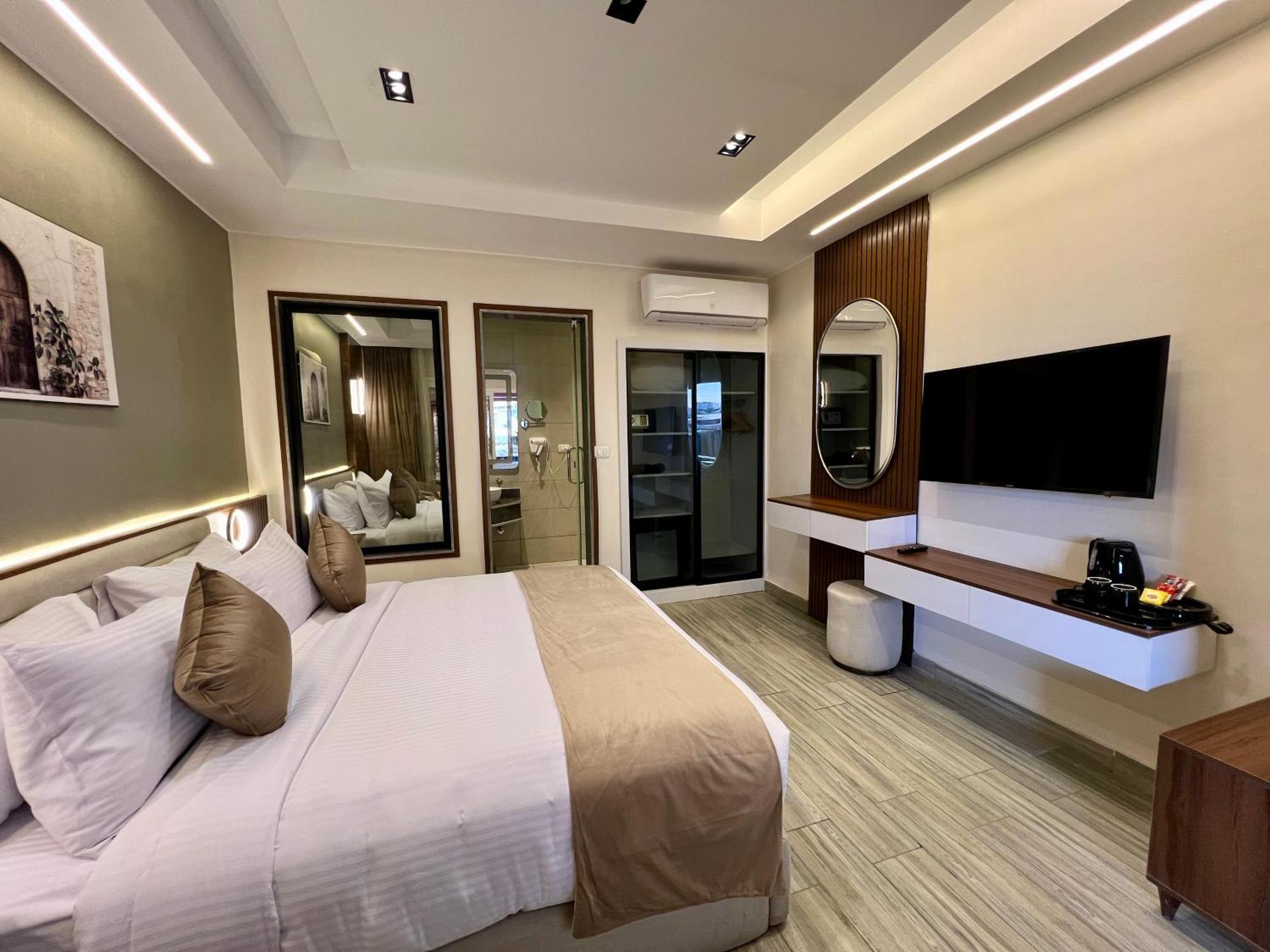 Xu San Stefano Alexandria