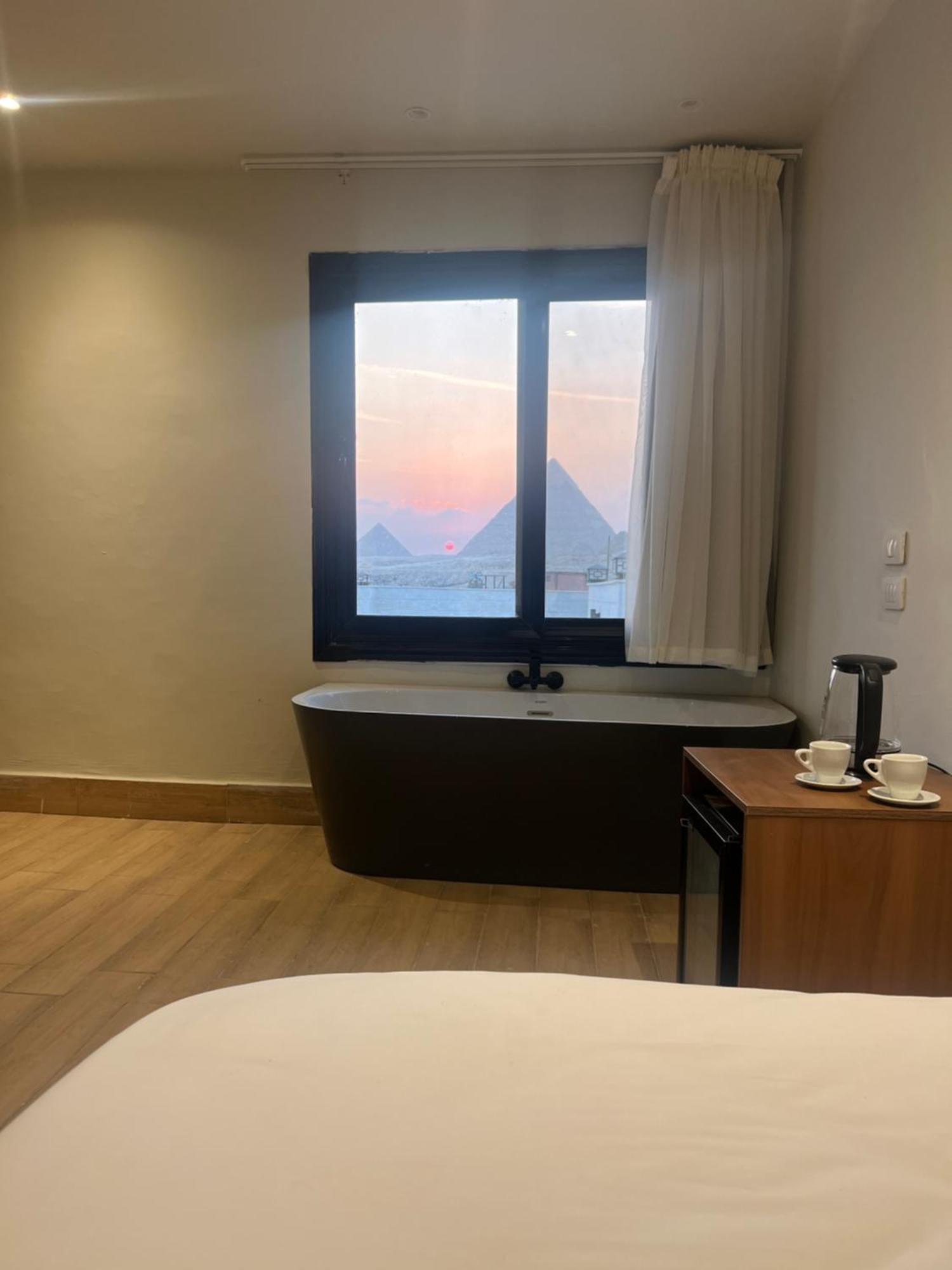 Kings Gate Pyramids Hotel