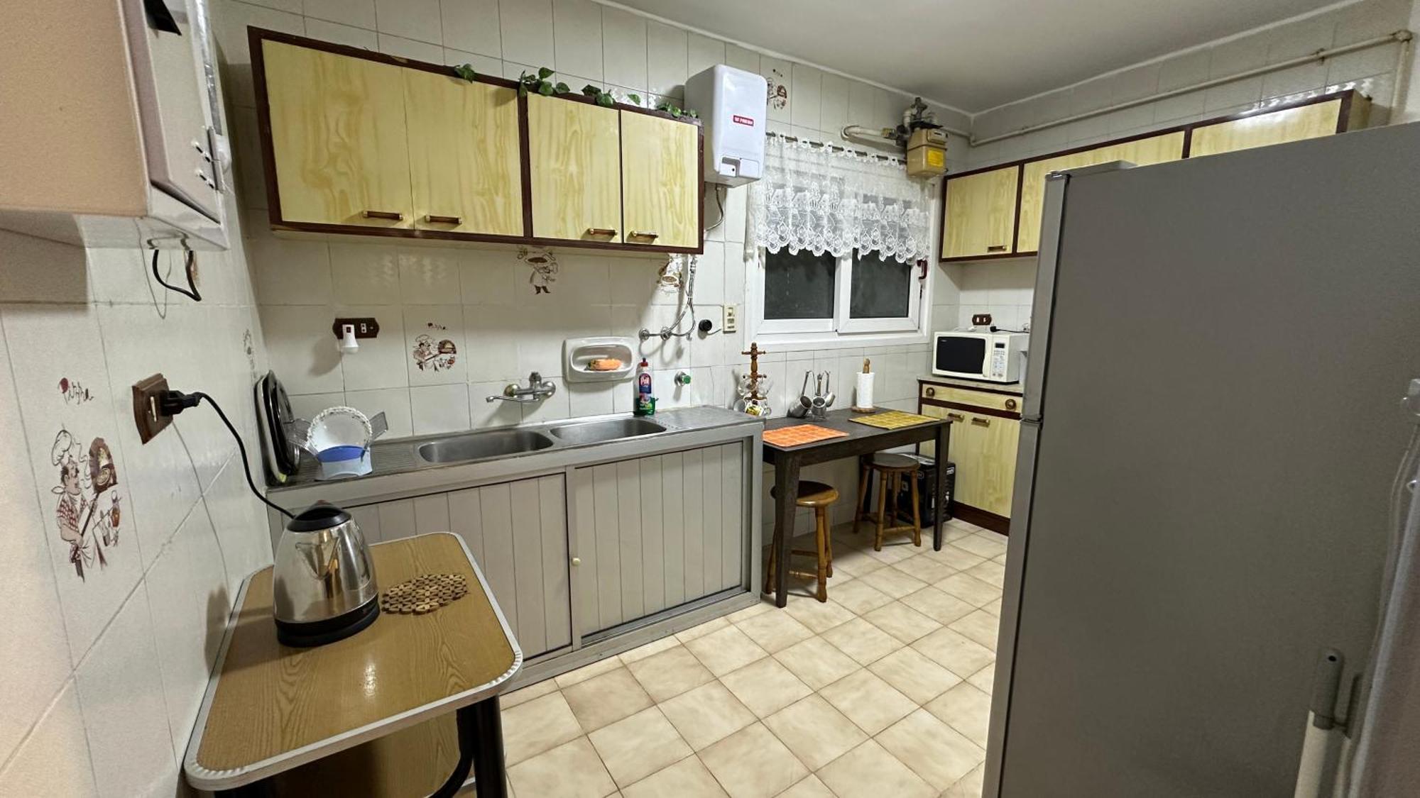 First Row Spacious Seaview Apartment *