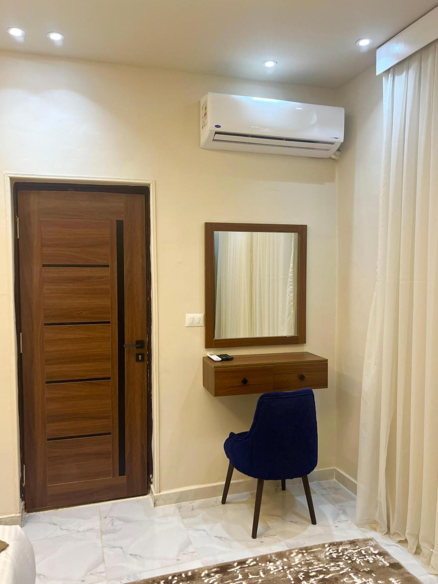 Hotel New Glamour Pyramids View 3*