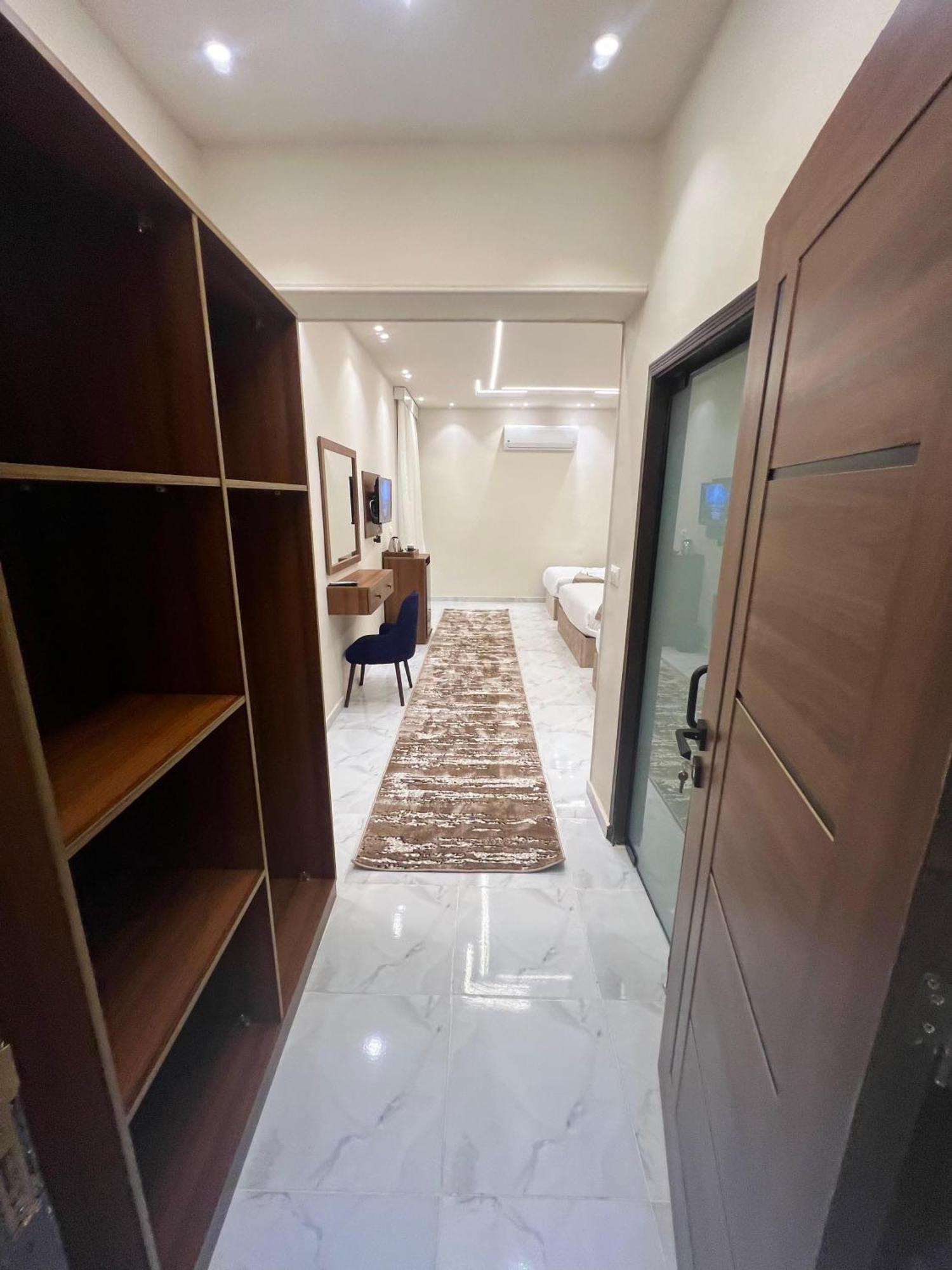 New Glamour Pyramids View Hotel Cairo