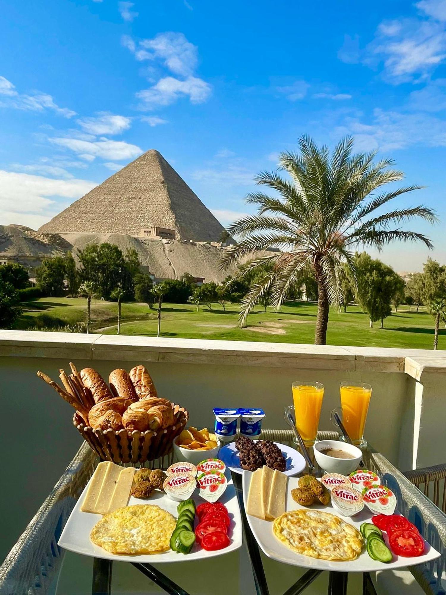 New Glamour Pyramids View Hotel