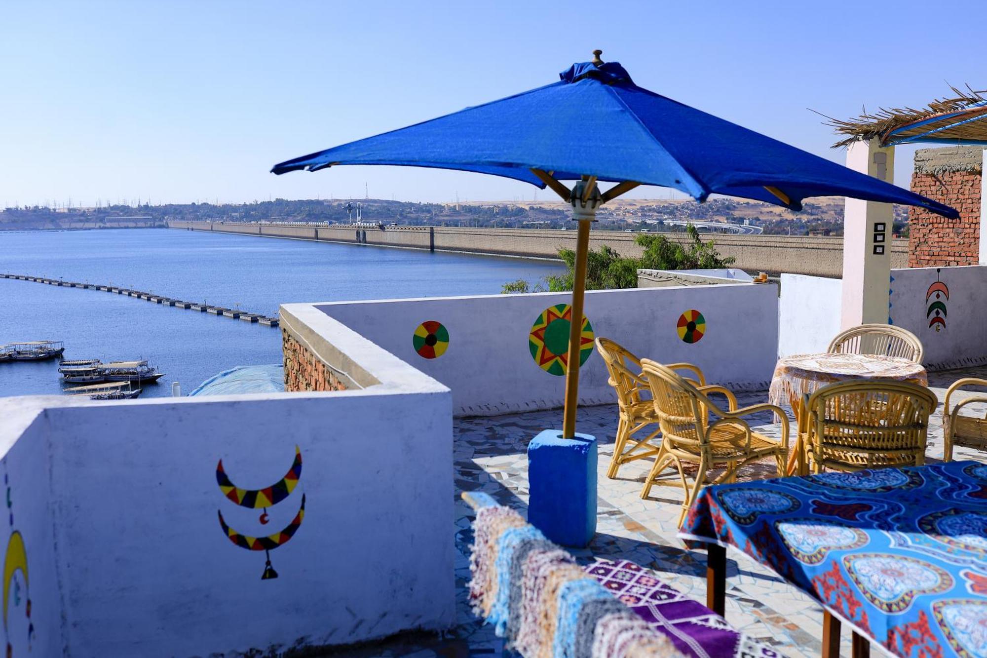 Dahab * Aswan