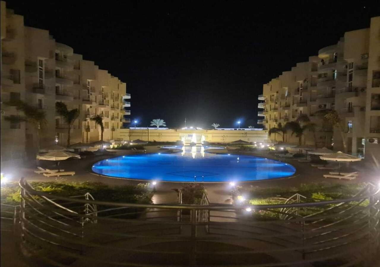 With Seaview, Amazing For Couples, Sunny & Seaview & Free Wi-fi Apartment