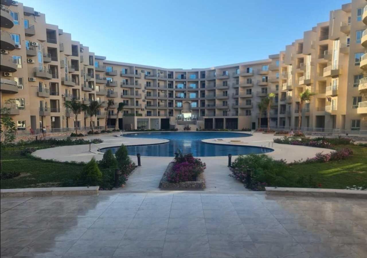 Apartment With Seaview, Amazing For Couples, Sunny & Seaview & Free Wi-fi Hurghada