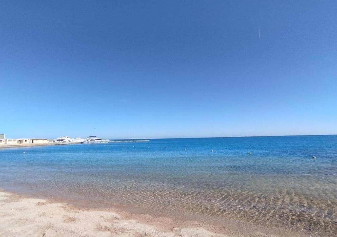 Apartment With Seaview, Amazing For Couples, Sunny & Seaview & Free Wi-fi