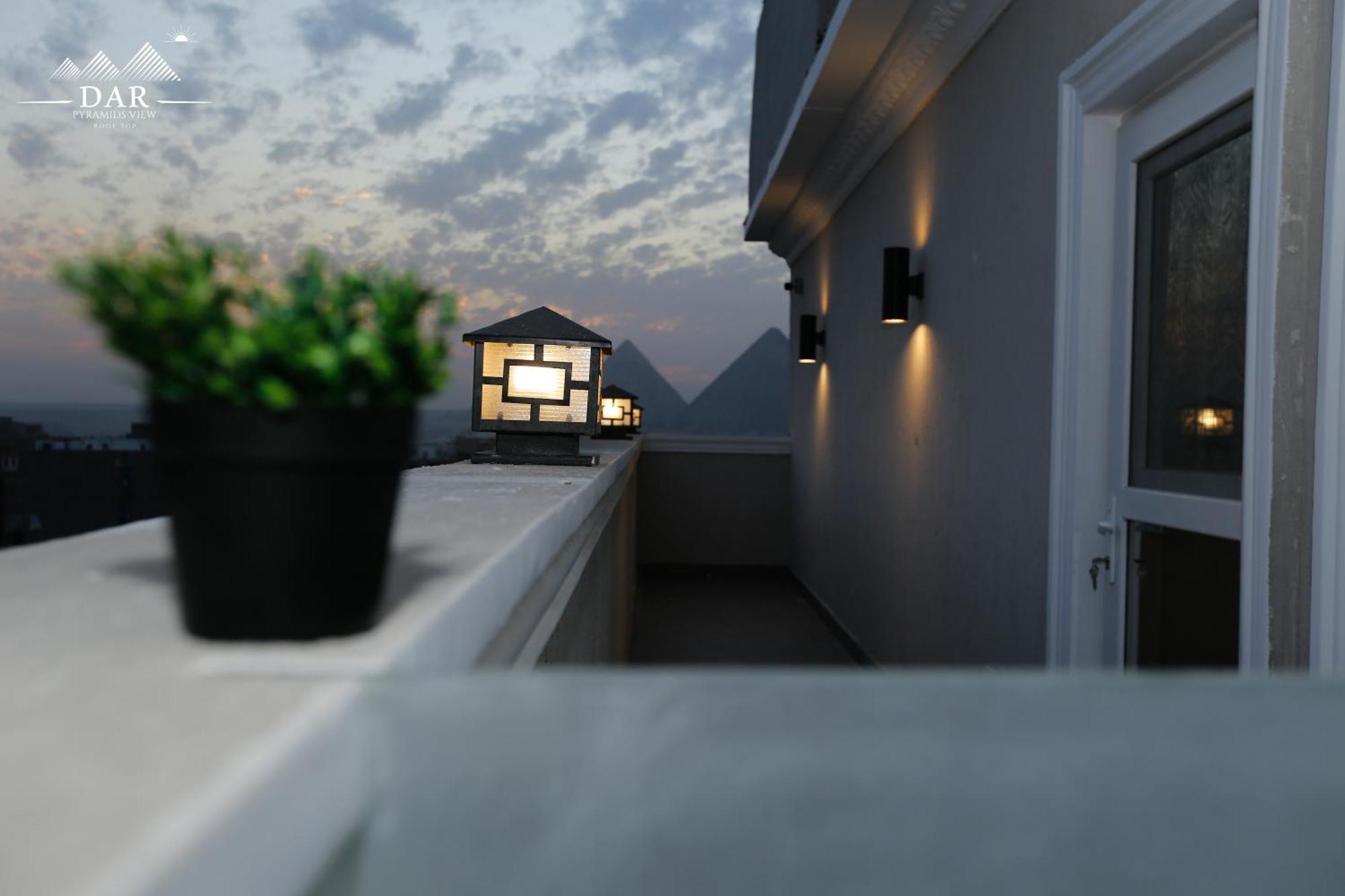 Dar Pyramids View - Rooftop Hostel
