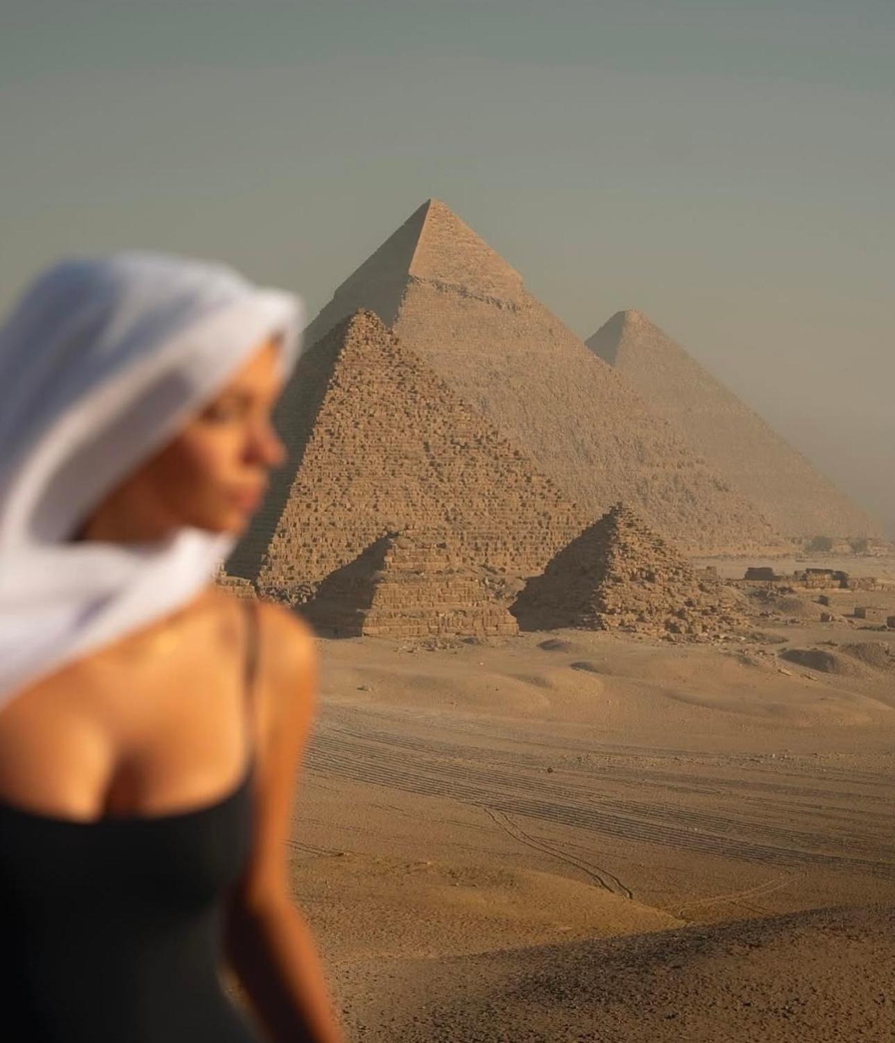 Tecno Pyramids