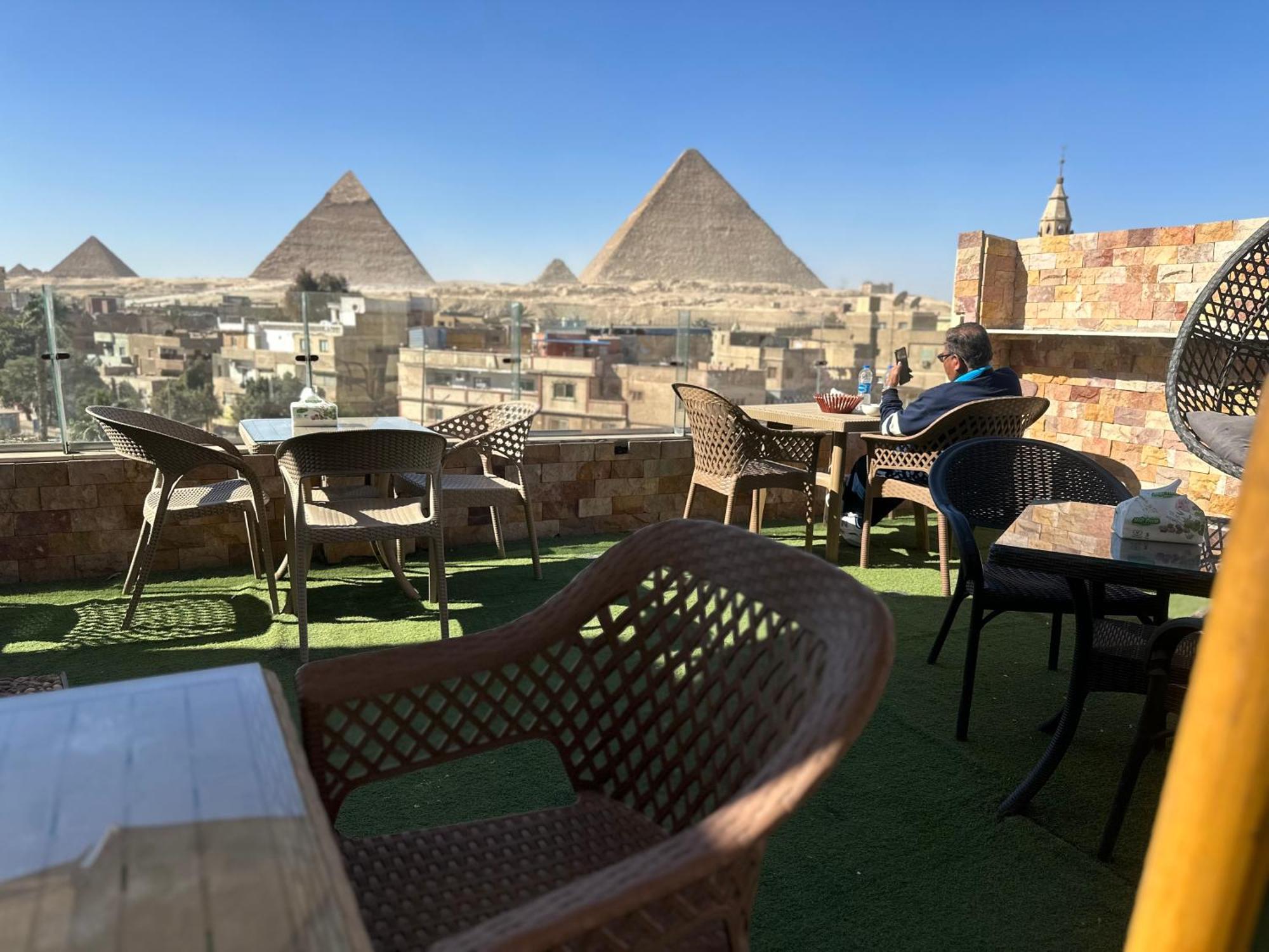 Tecno Pyramids Hotel 4*