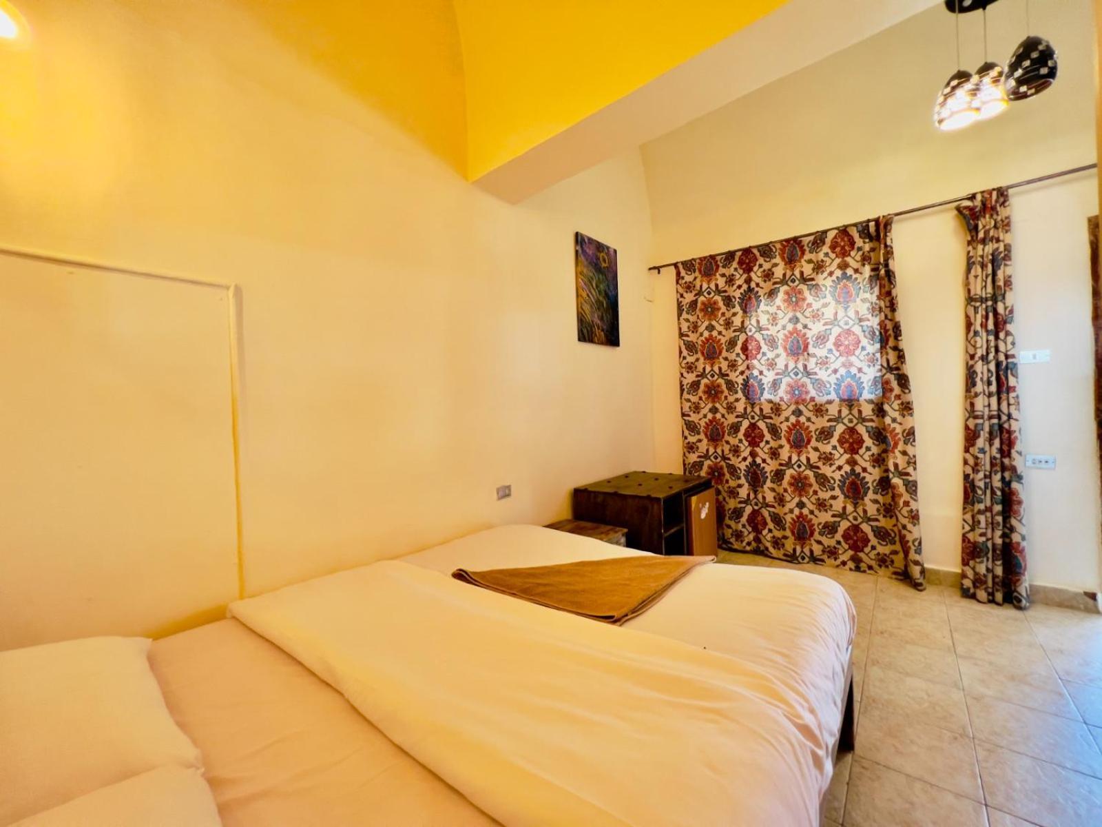 Hostel Mirage Village