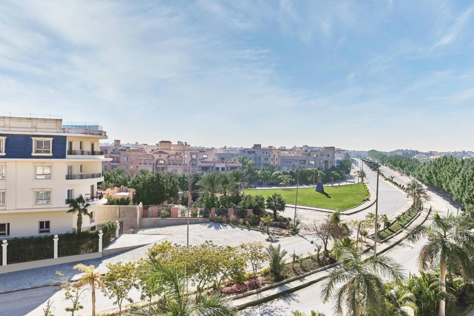 Renaissance Mirage City 5* Kahire