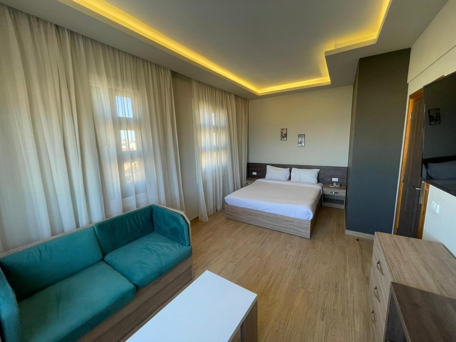 Hotel Al Dora