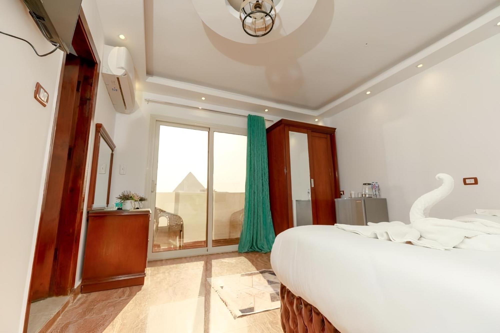 Middle East Panorama View Hotel 4*