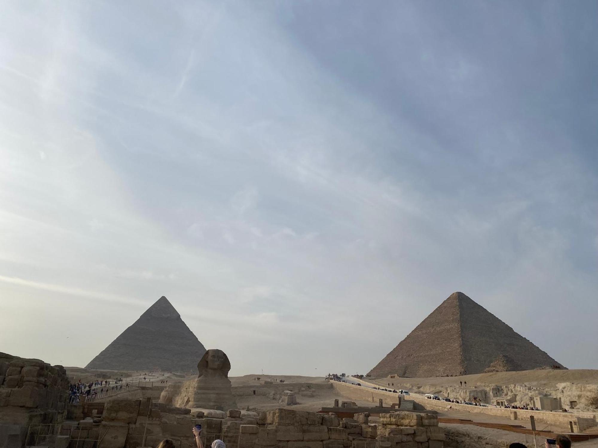 Hotel Tut Pyramids View