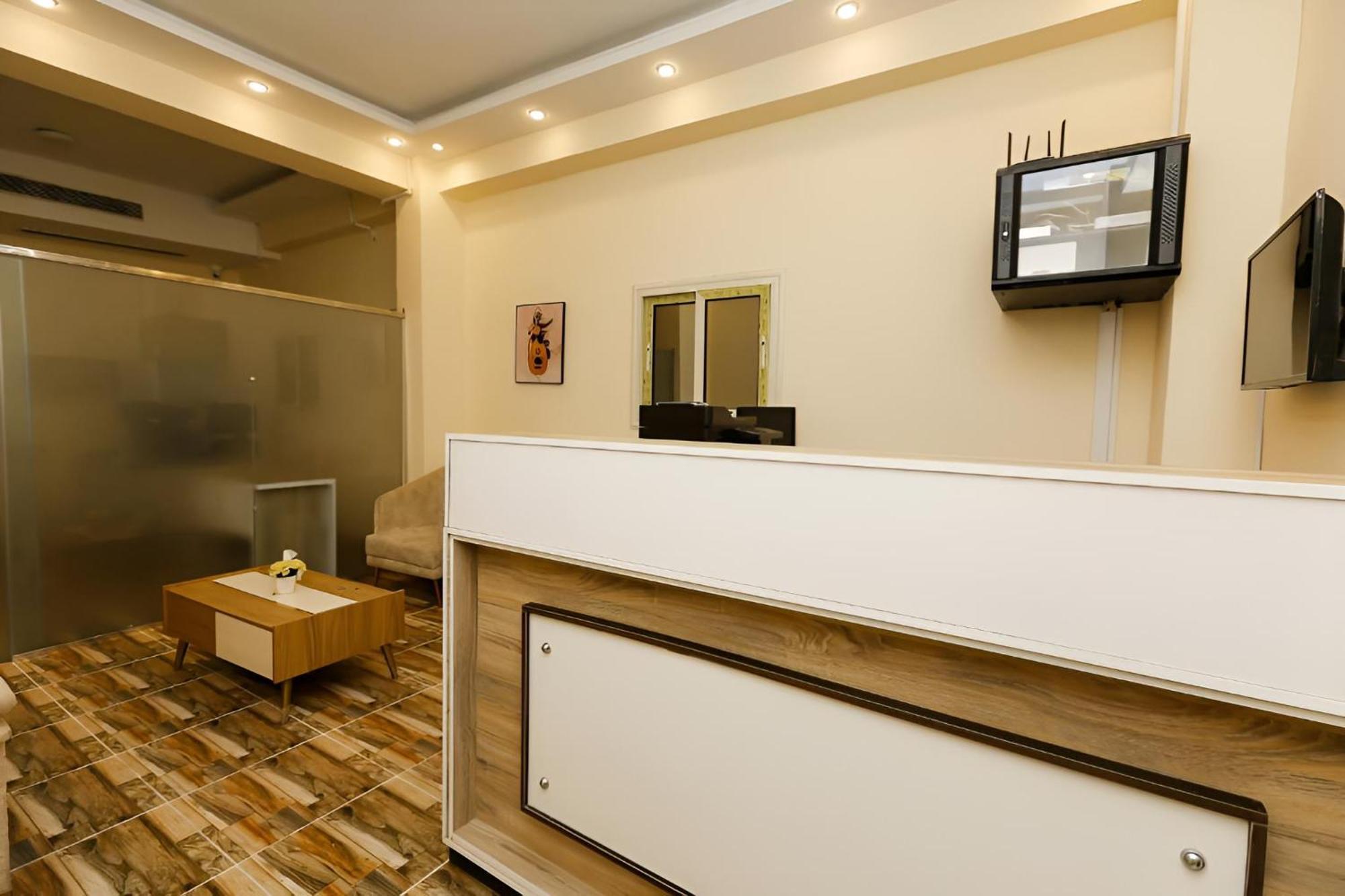 Hotel Golden Pyramids Of The Middle East Kafrat al Jabal