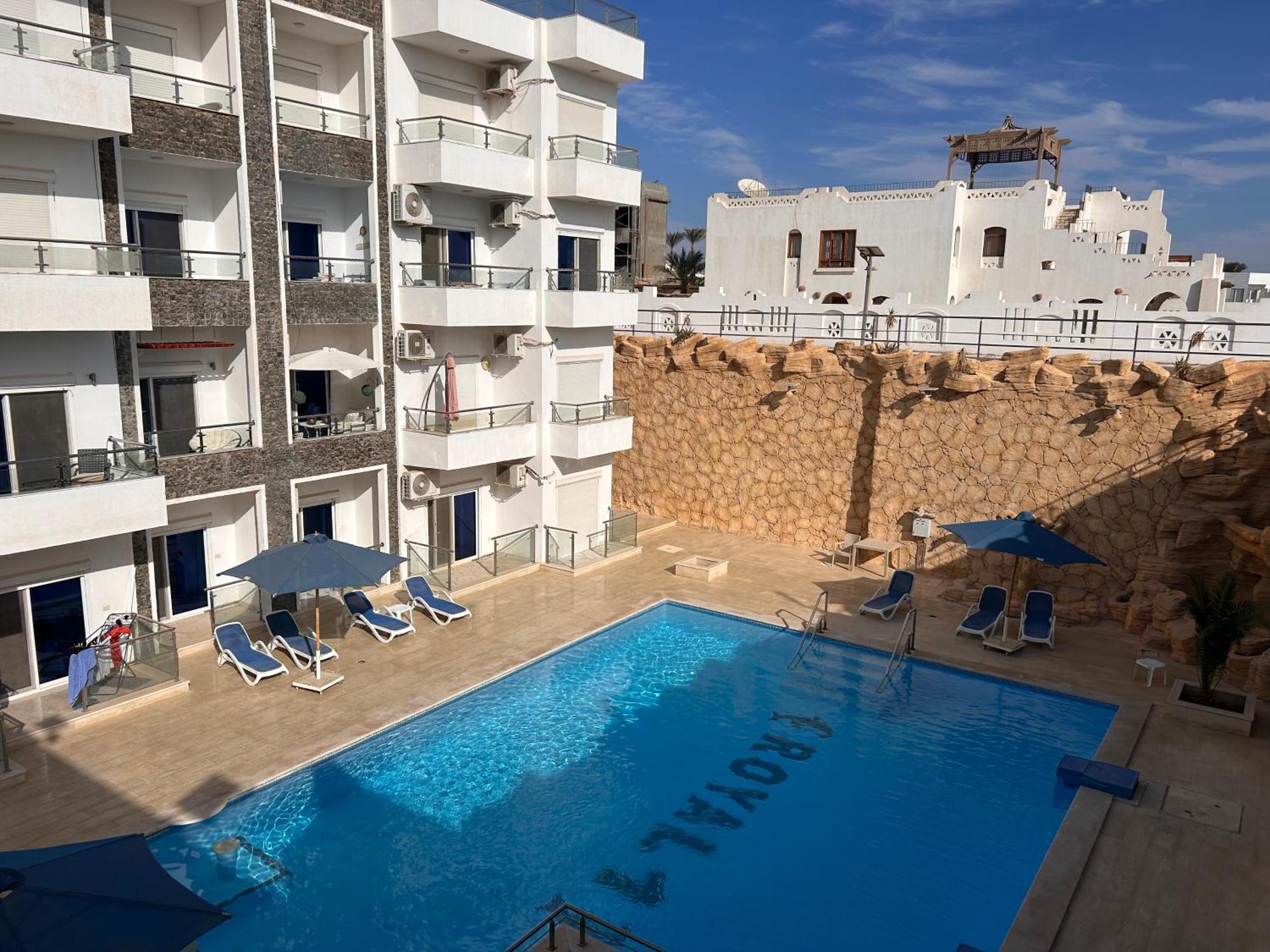 Beautiful 3-bedroom On The 4th Floor With Personal Jacuzzi On The Roof And 3 Balconies With Spectacular Seaview Apartment *