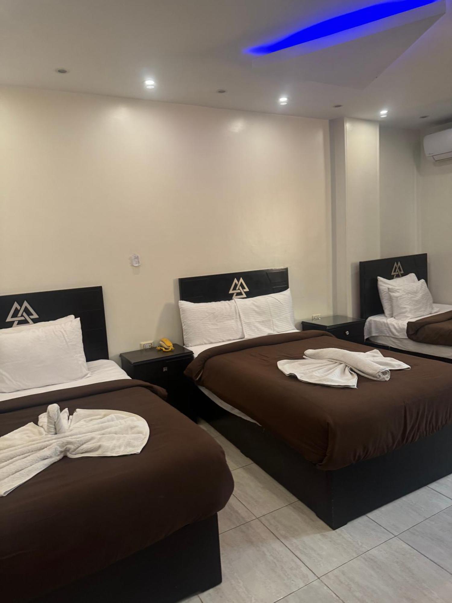 Magic Pyramids Hotel Kafrat al Jabal