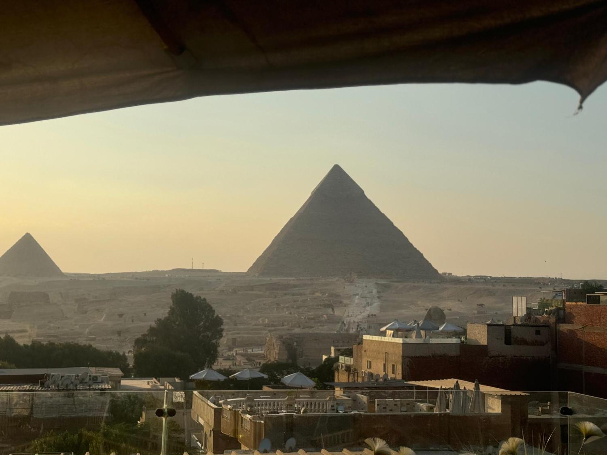 Magic Pyramids 3*