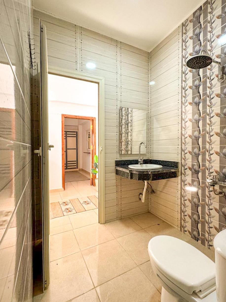 Sea Breeze Hotel de apartamente *