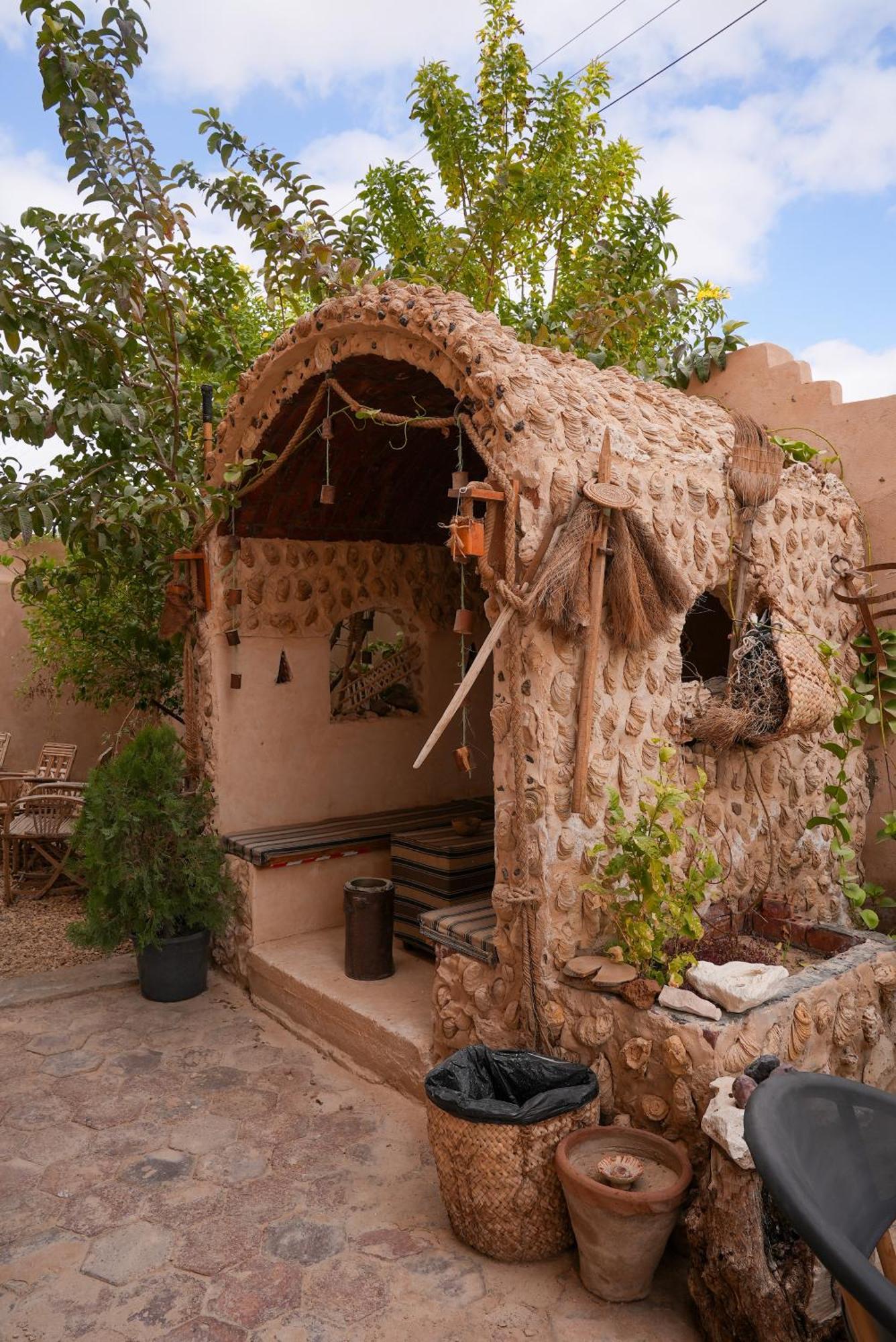 People To People Siwa Siwa Oasis