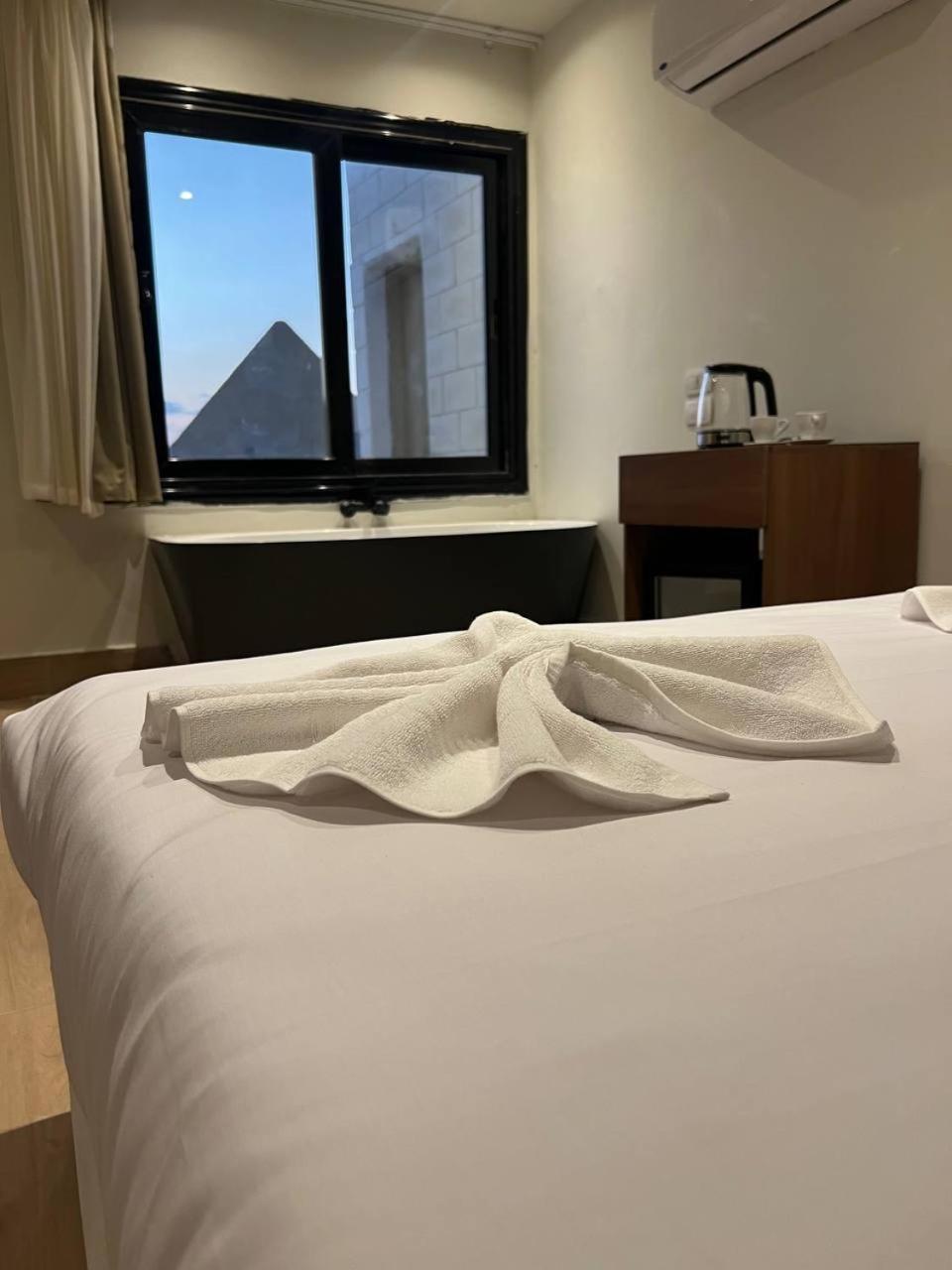 Kings Gate View Hotel
