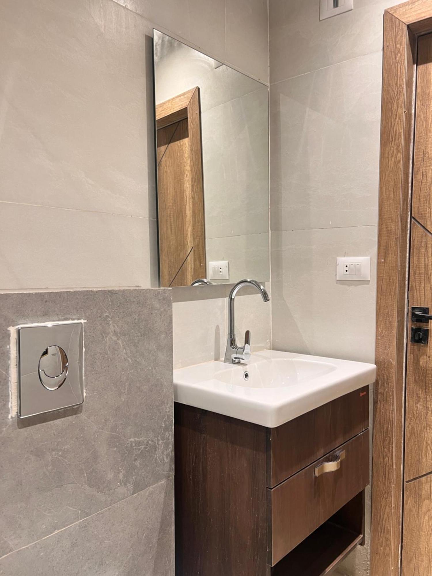 Kings Gate View Hotel 4*
